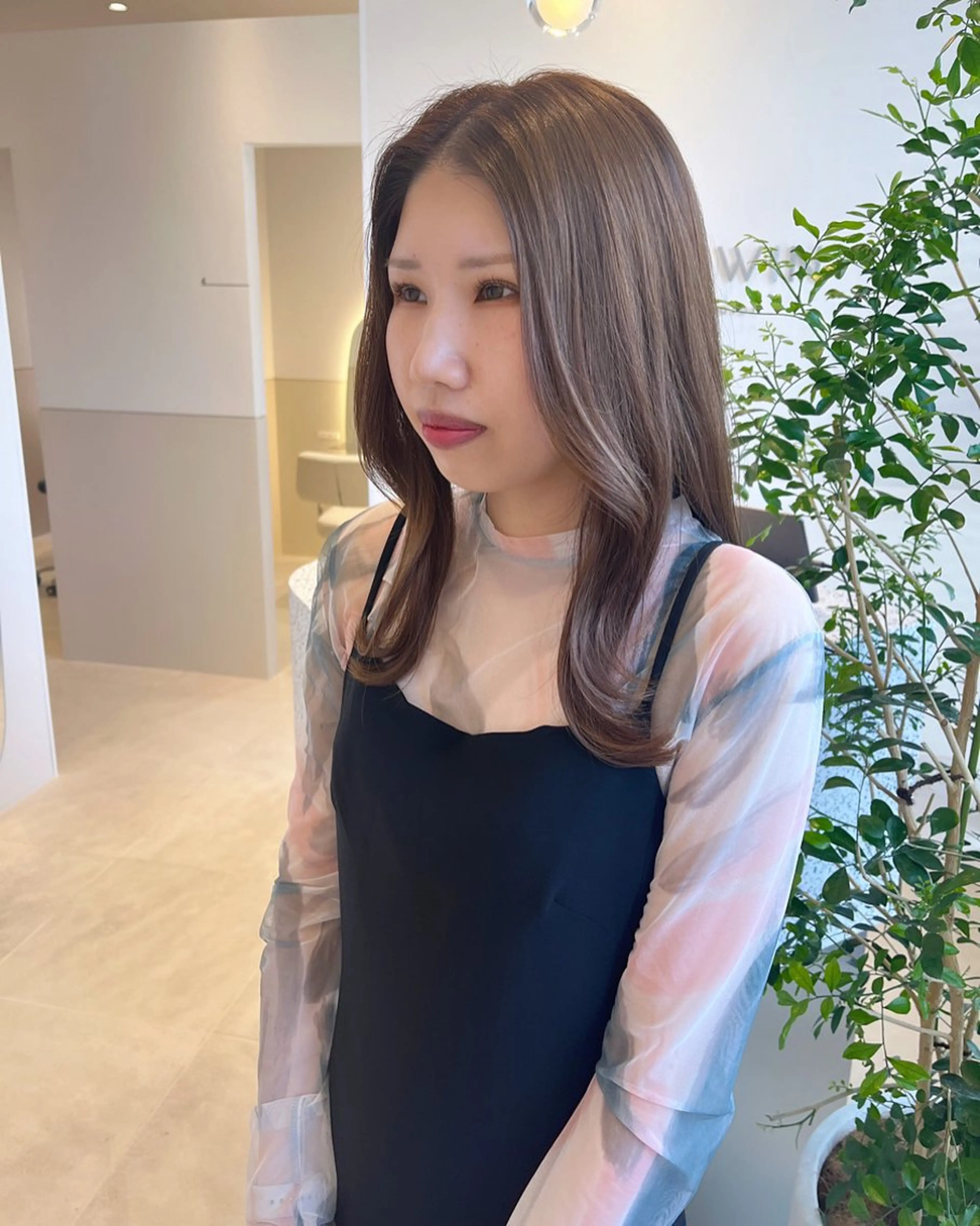 セミロング カラー グレージュ カット ヘアカラー トリートメント SALOWIN京都河原町suite店所属・うる艶カラー／ 髪質改善／arisaのヘアスタイル