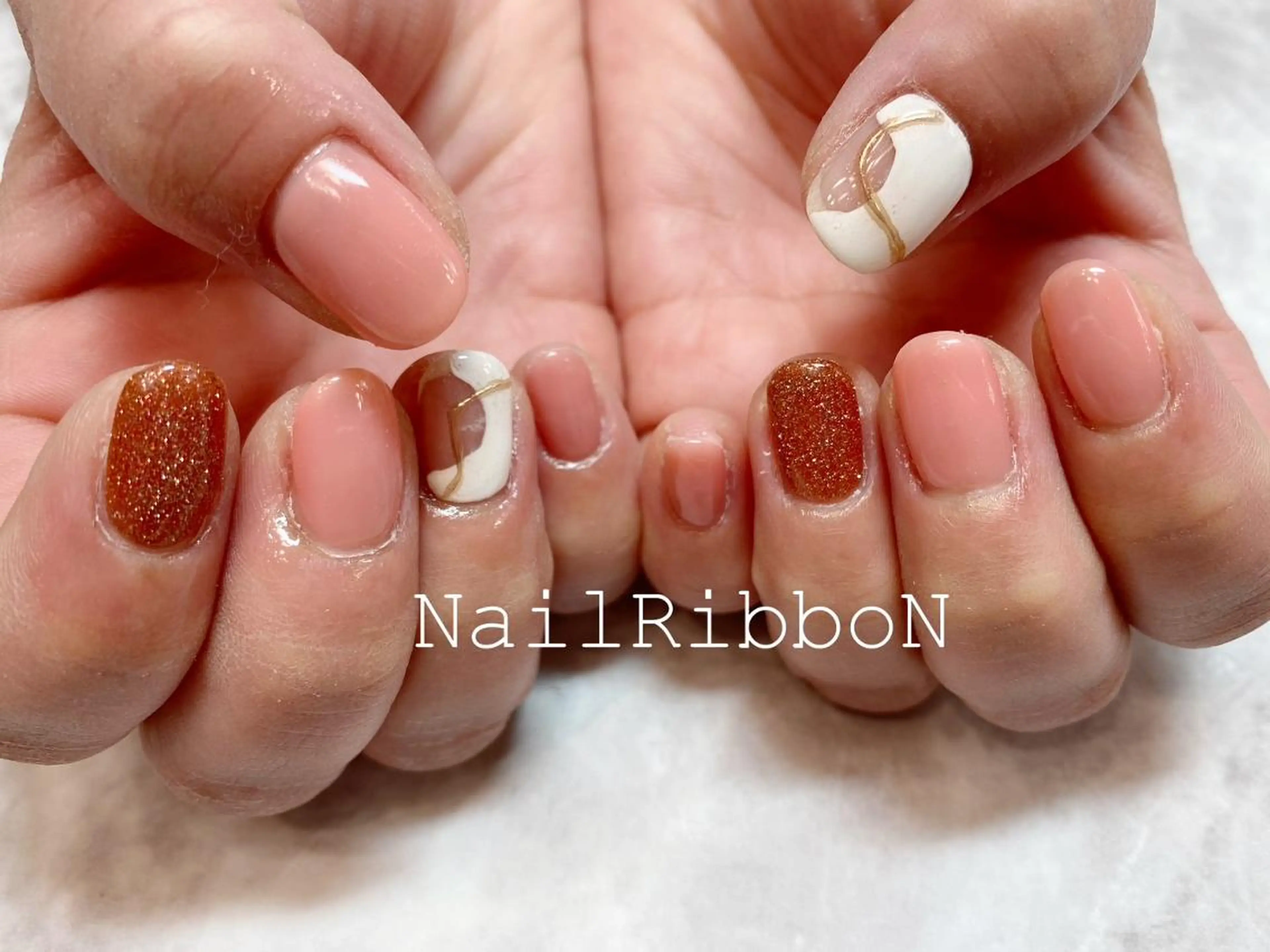 ネイル ネイルリボン 伊藤のネイルデザイン