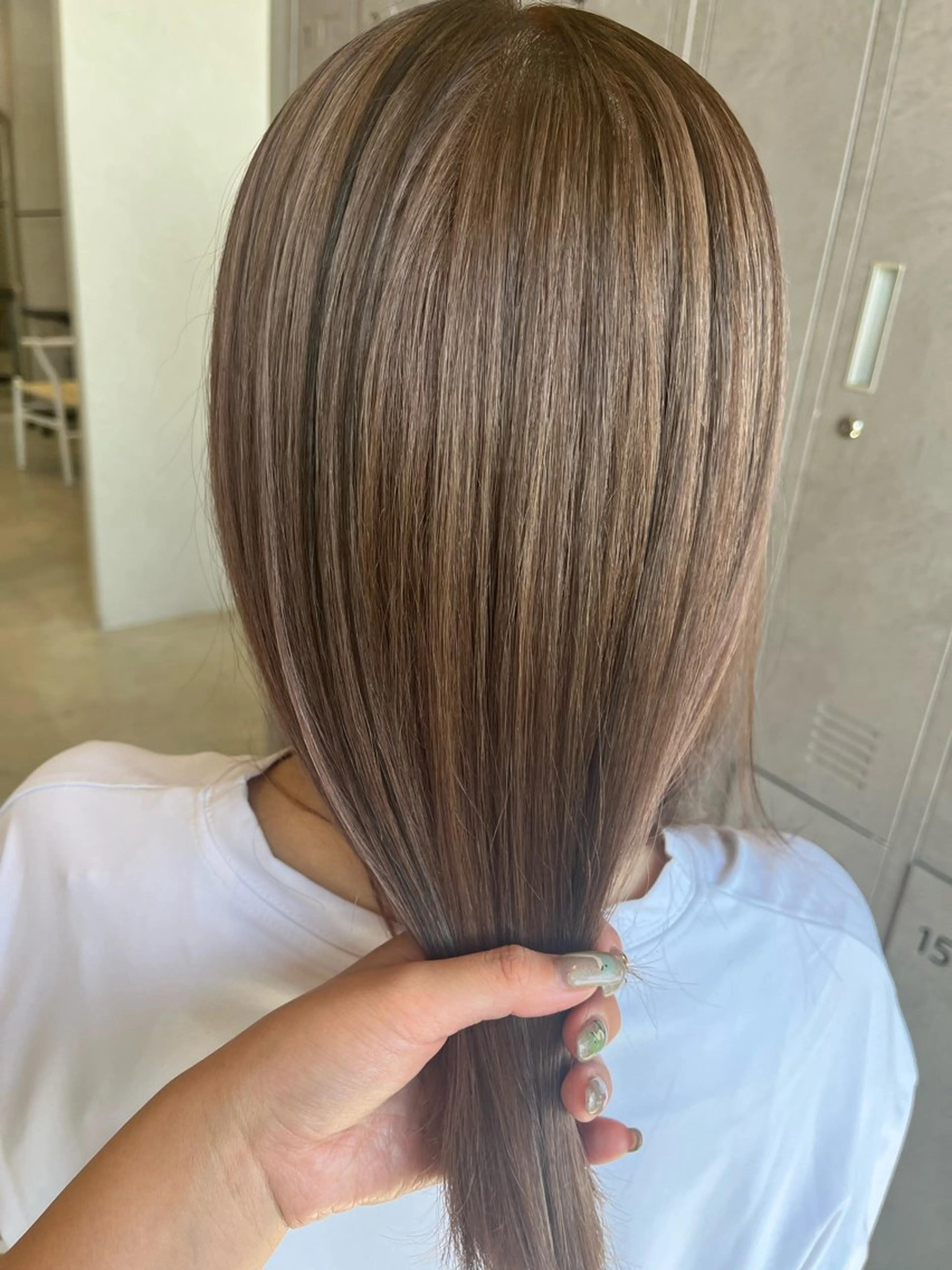 カラー ブラウンカラー ピンクカラー トリートメント 斉藤 果音のヘアスタイル