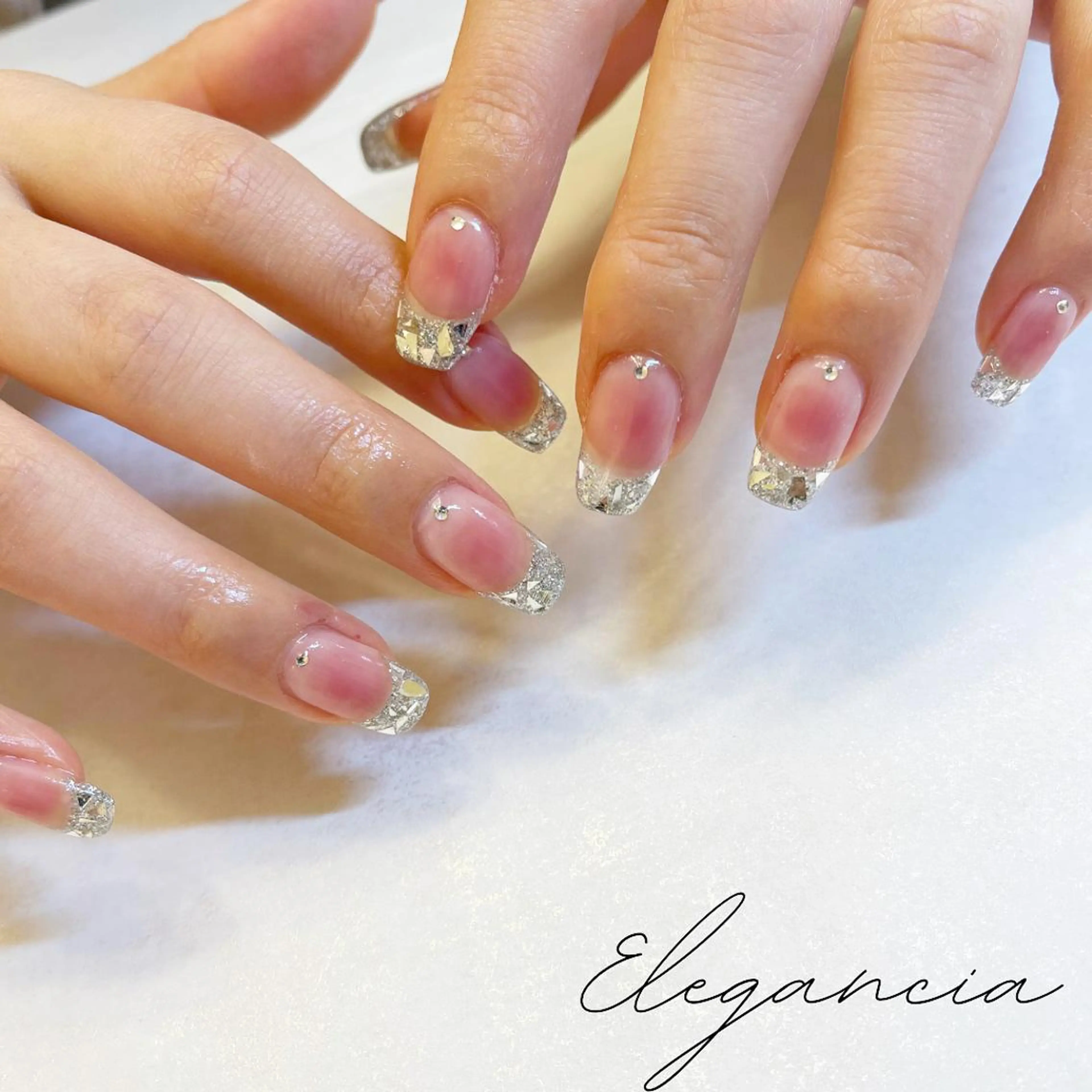 カラー ネイル ハンドネイル Elegancia. Hiromiのネイルデザイン