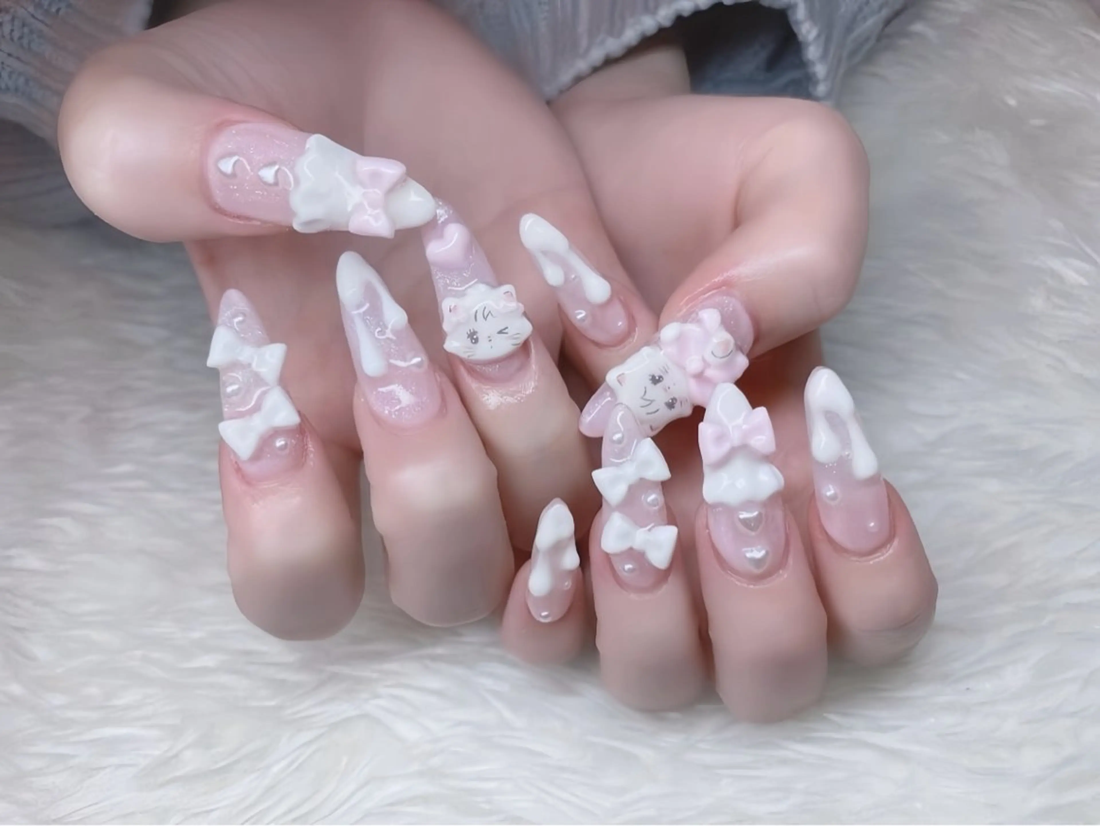ネイル チークネイル 桜ネイル フレンチネイル ジェルネイル ガラスフレンチ ハンドネイル Rin Nail所属・Rin Nailのネイルデザイン