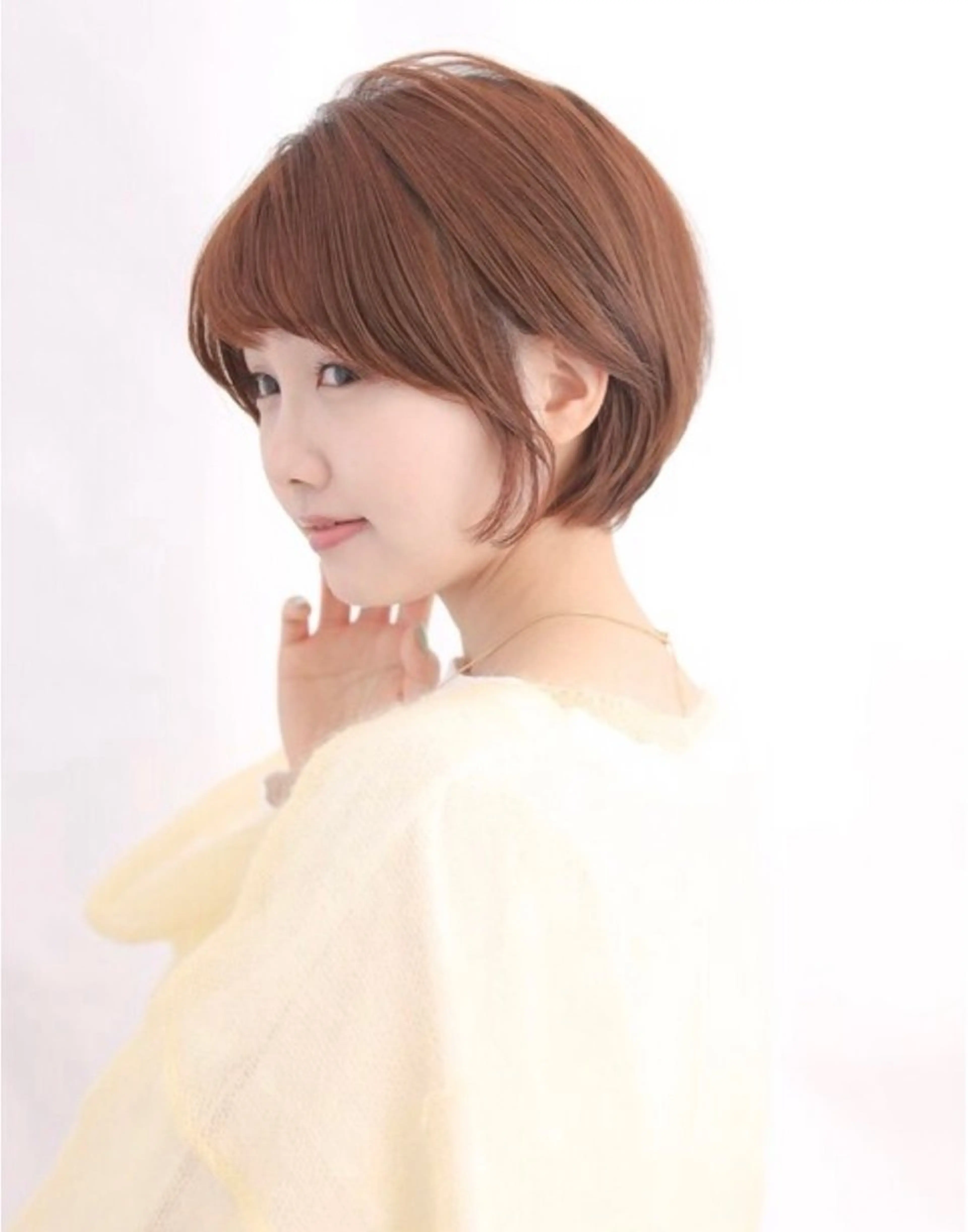 ショート 日高 愛華のヘアスタイル