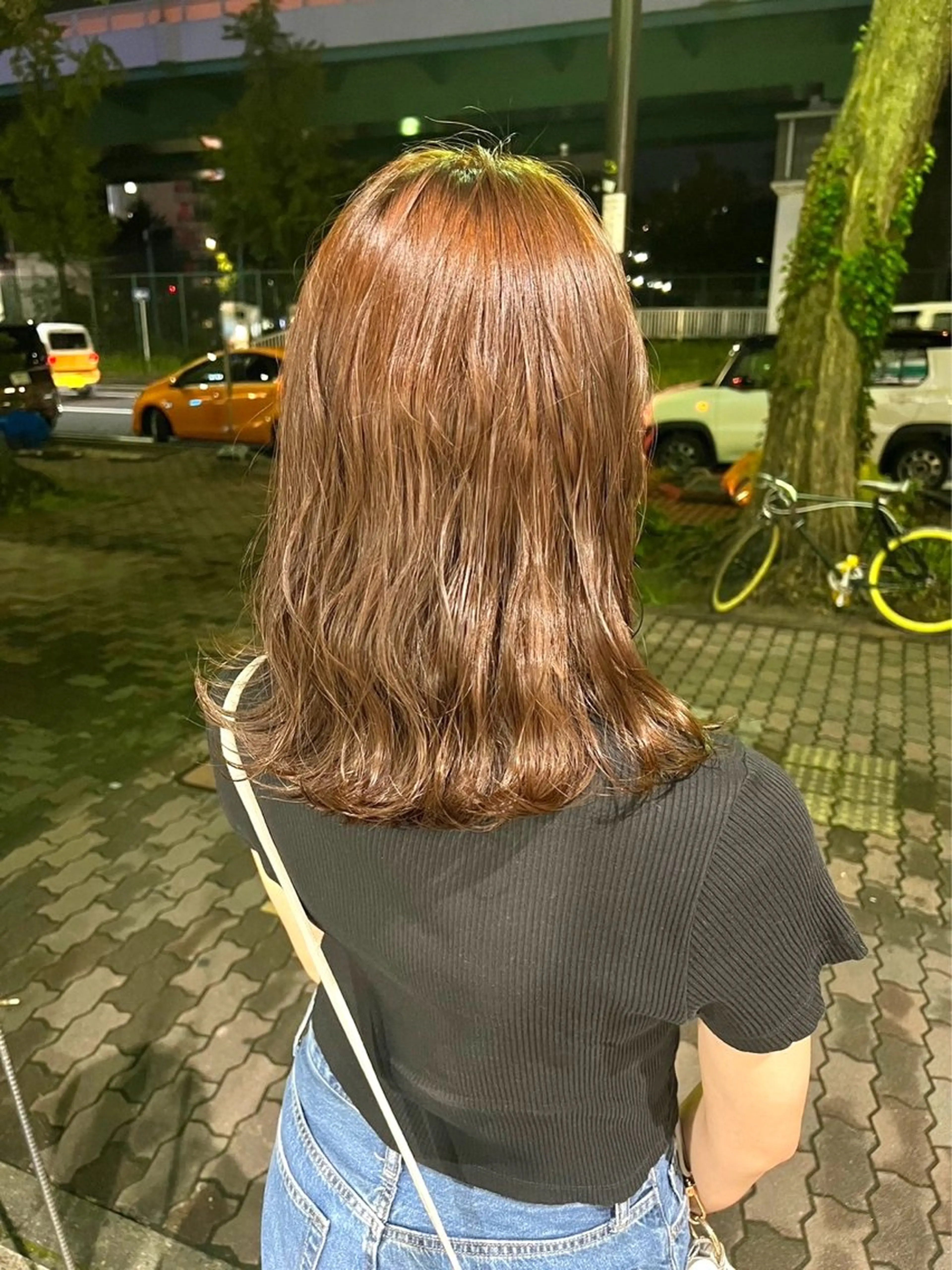 セミロング カラー ヘアカラー トリートメント カットモデル/ ハイトーン/ゆうあのヘアスタイル