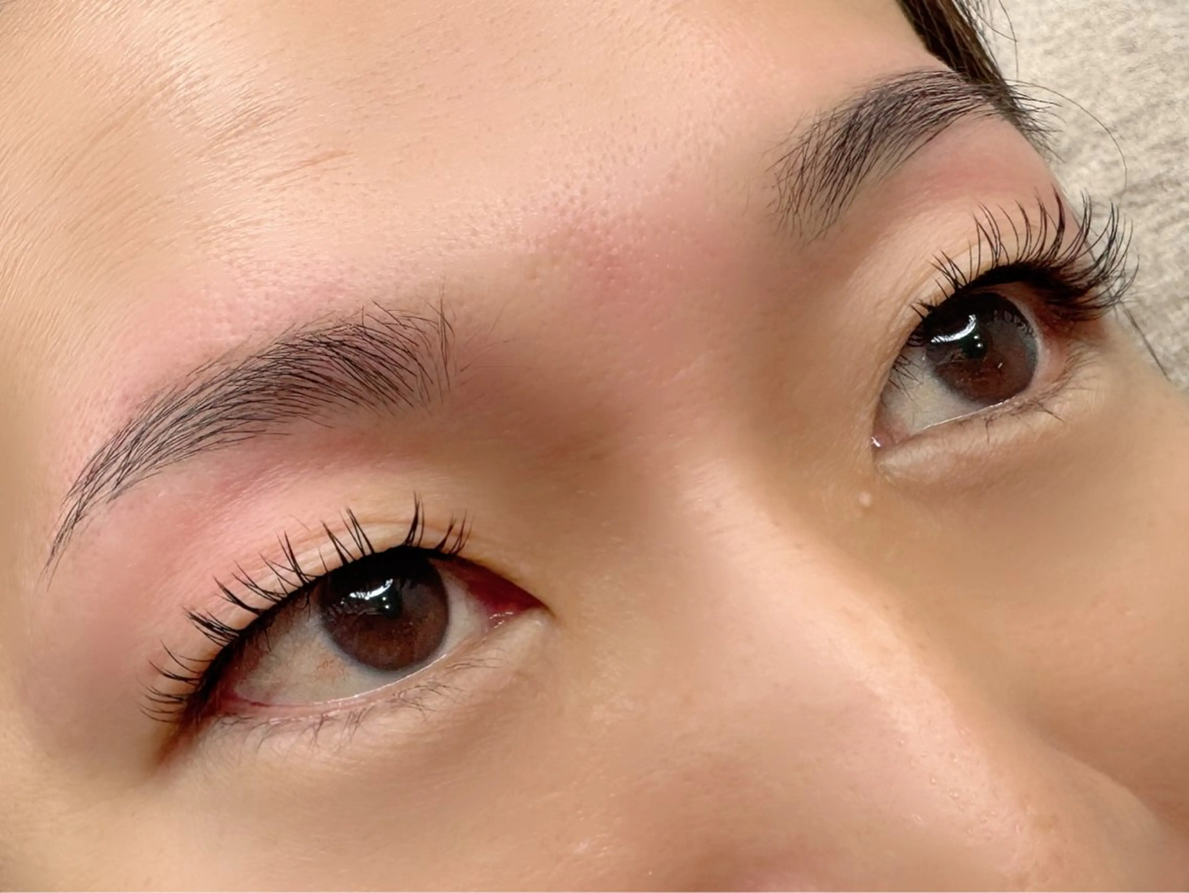 眉毛を整えて、眉毛美人に☺️ワックスで産毛もスッキリ✨の写真