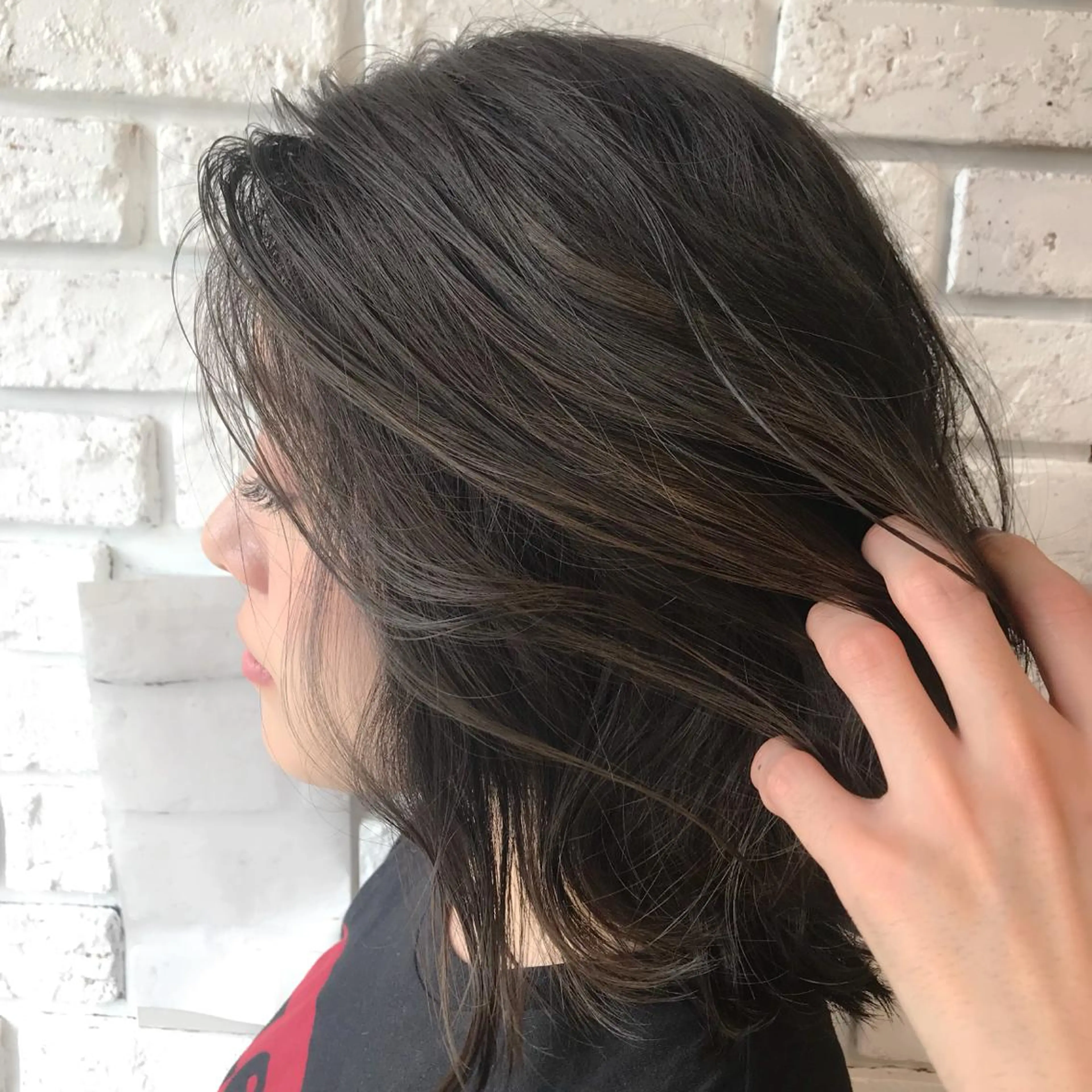 ミディアム カラー バレイヤージュ レイヤーカット カット ヘアカラー トリートメント 日比 貴大/ minim hairのヘアスタイル