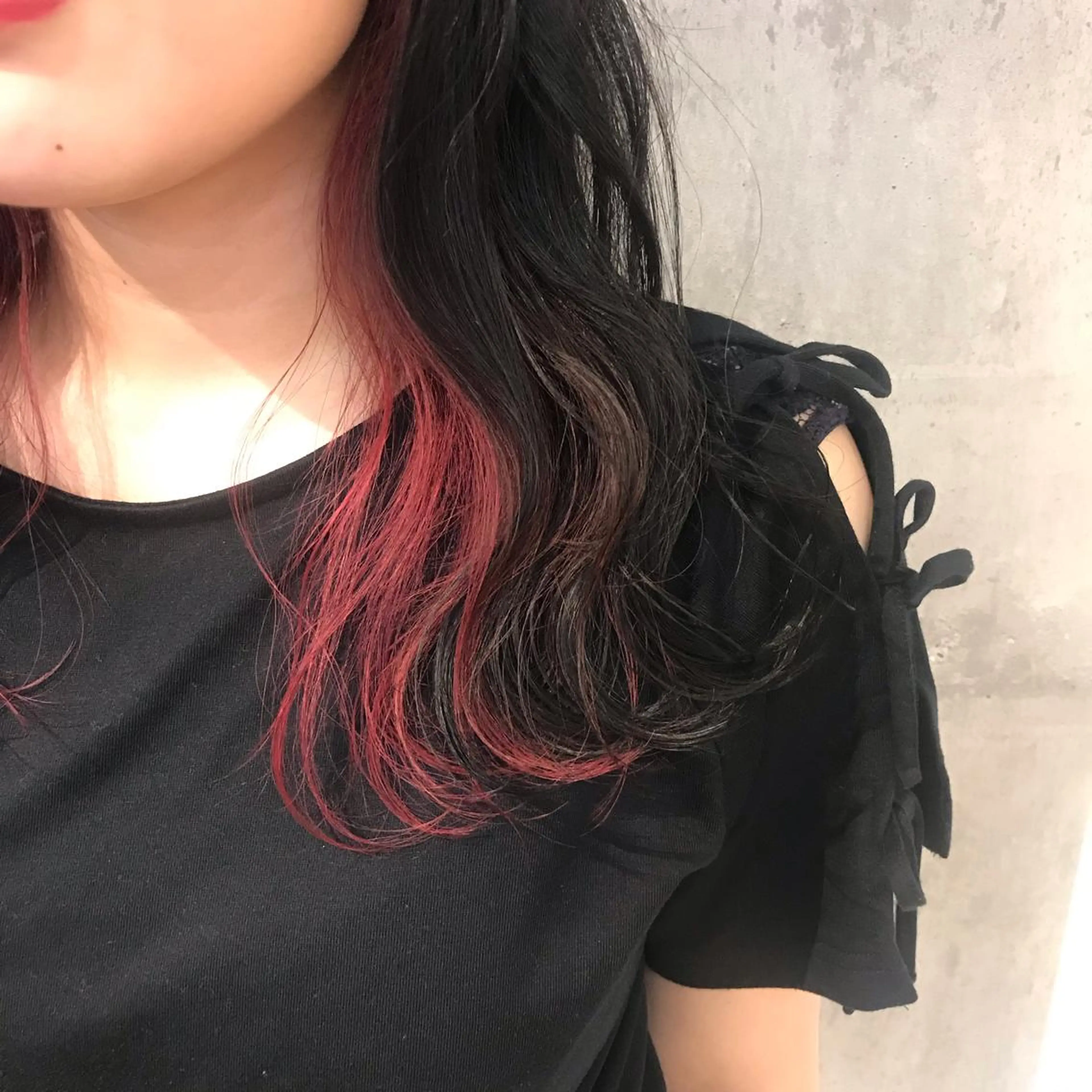 セミロング カラー インナーカラー レッドカラー ﾊｲﾄｰﾝ/ｼｮｰﾄ 村上淳乃🐥のヘアスタイル