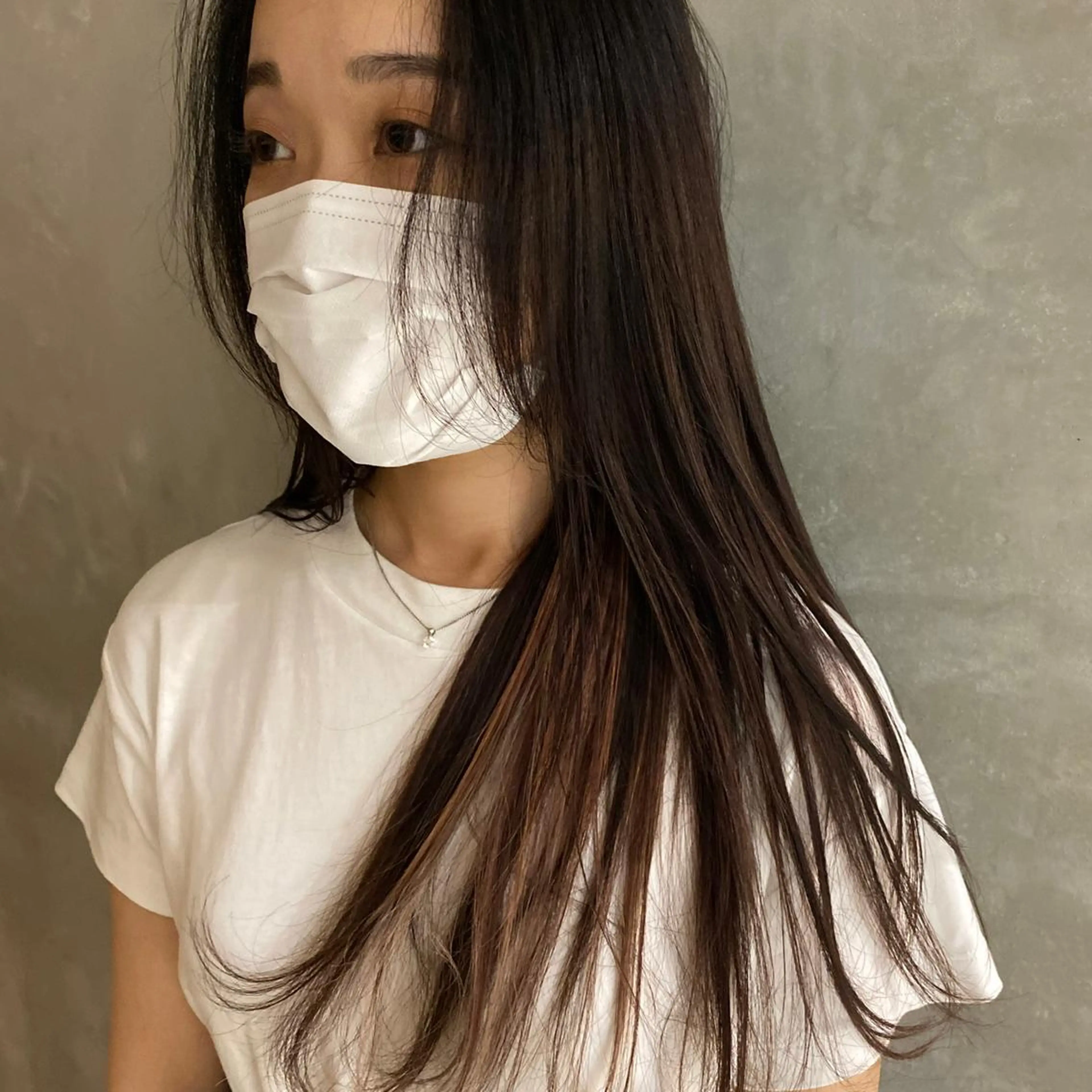 ロング カラー ハイライトカラー ピンクカラー ハイライト レイヤーカット ローレイヤー ciala清澄白河所属・MANA/ ciala清澄白河のヘアスタイル