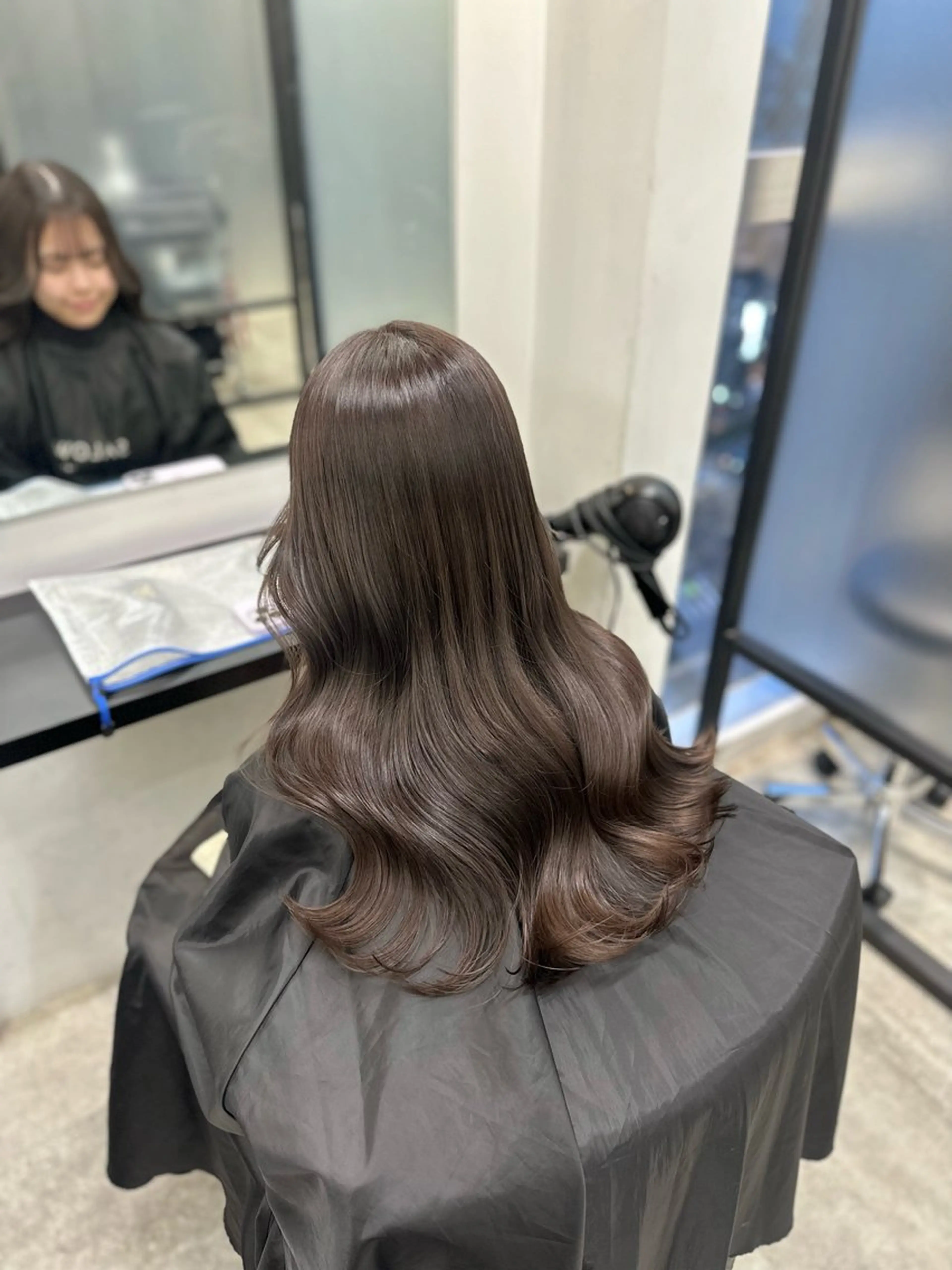 ロング カラー ヘアカラー トリートメント 韓国ヘア🇰🇷🎀 みきのヘアスタイル