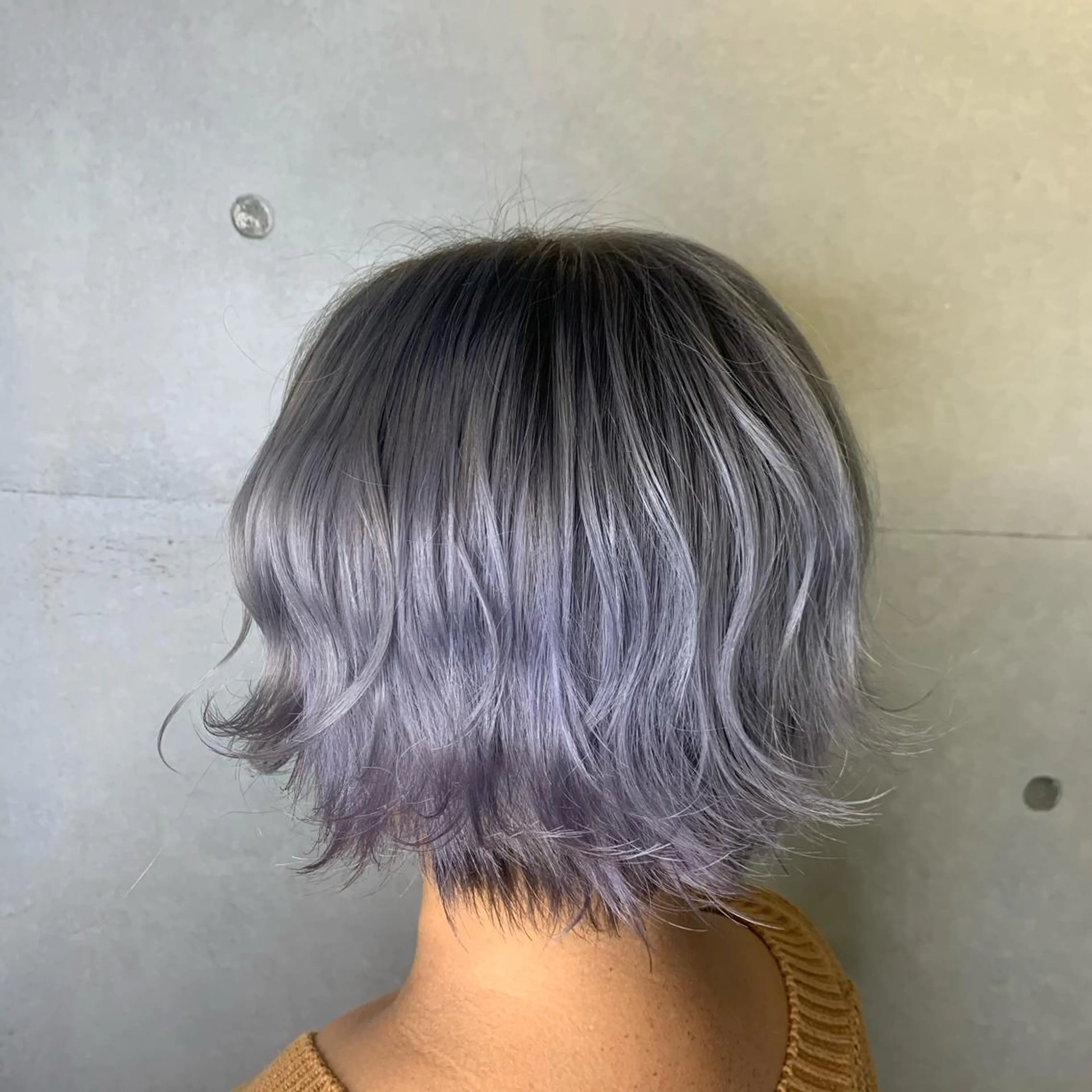 ショート カラー ヘアカラー 及川シゲル 髪質改善講師のヘアスタイル