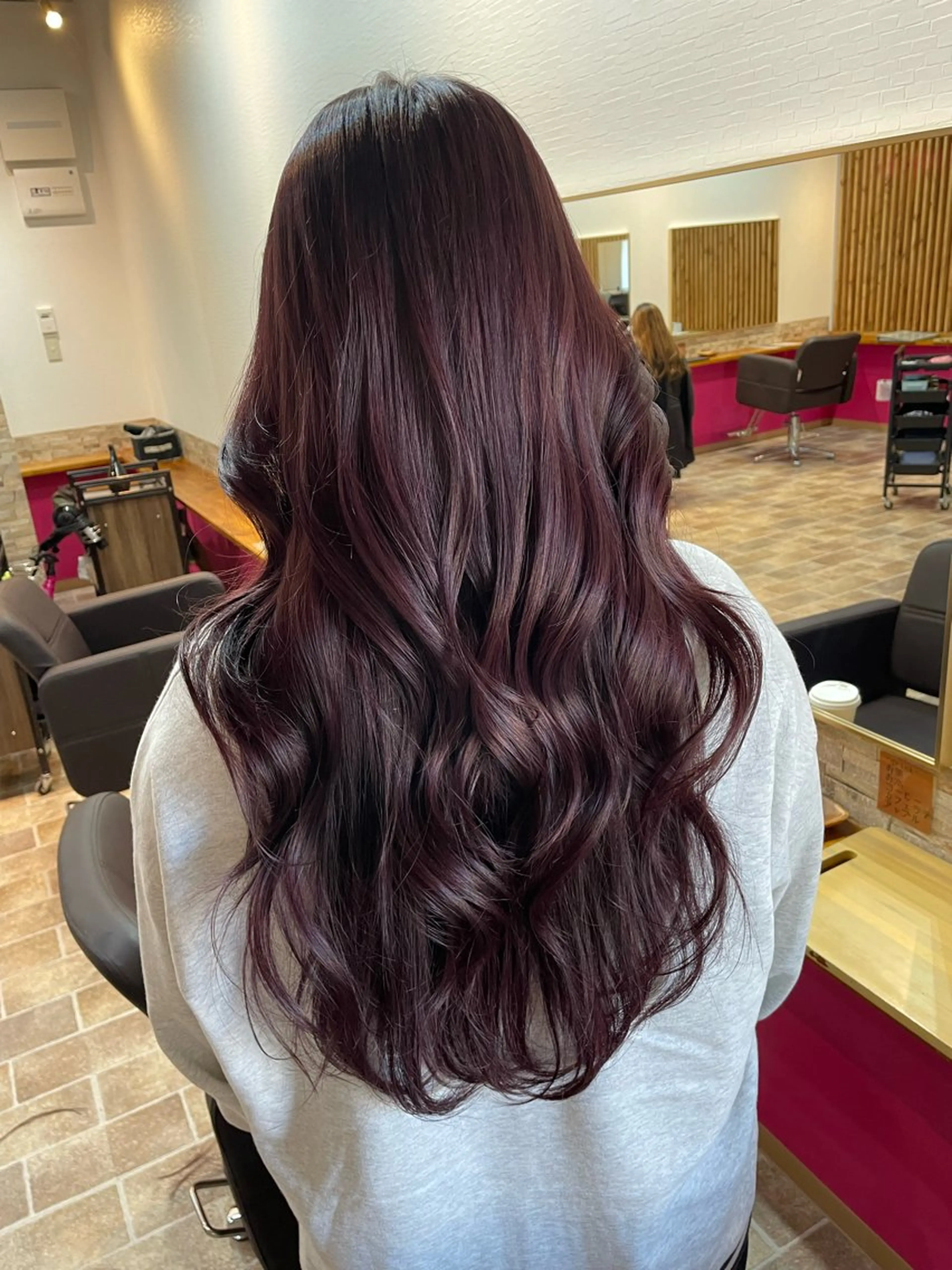 ロング カラー ピンクカラー レイヤーカット カット ヘアカラー トリートメント STAR RIVER所属・YUI/ ブリーチカラー🌷のヘアスタイル