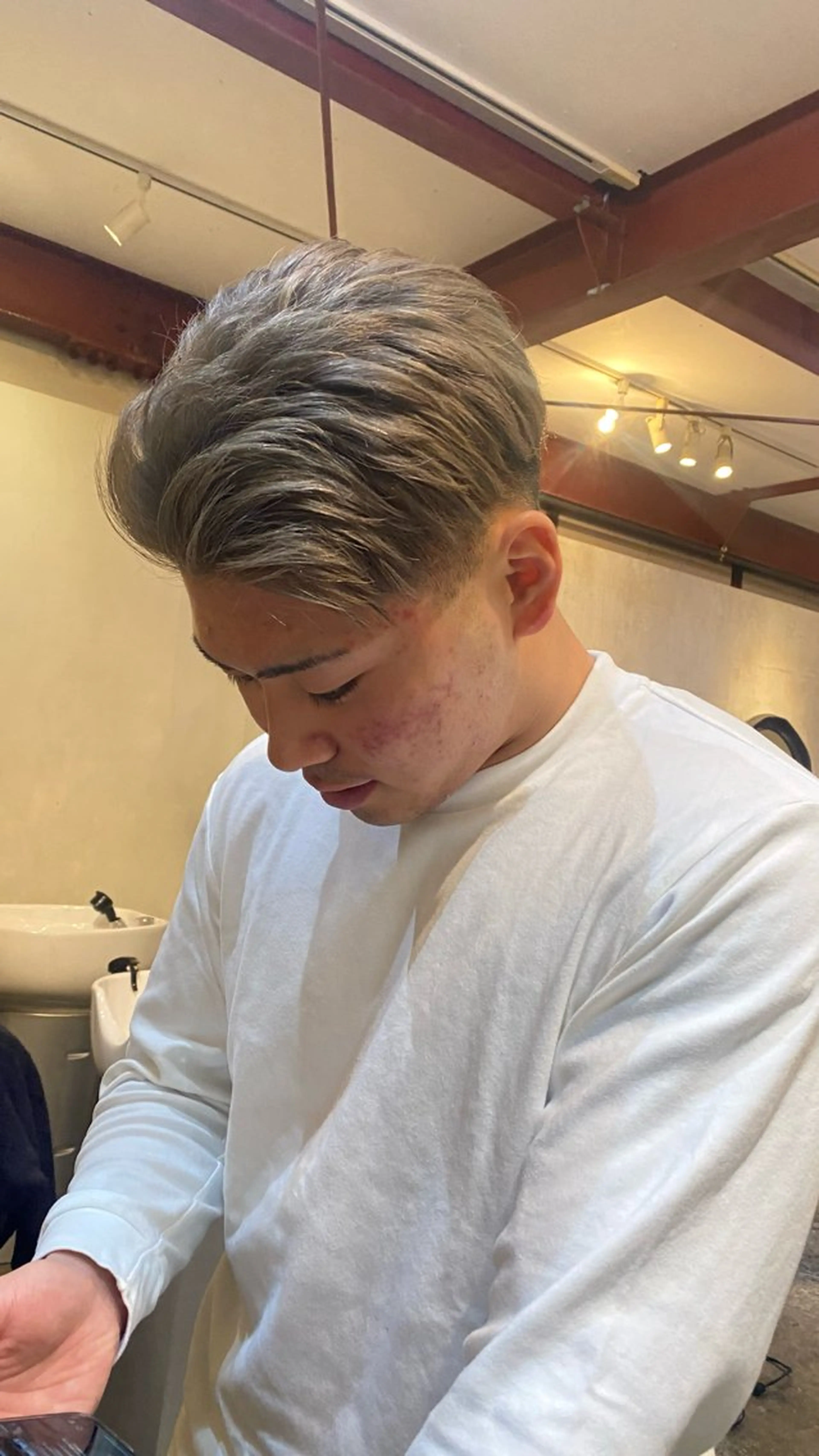 カラー メンズ メンズブリーチ ベージュカラー ブリーチ シルバー シルバーベージュ カット ヘアカラー 髪質改善🤍ボブ🤍 ARC＋代官山/りこのヘアスタイル