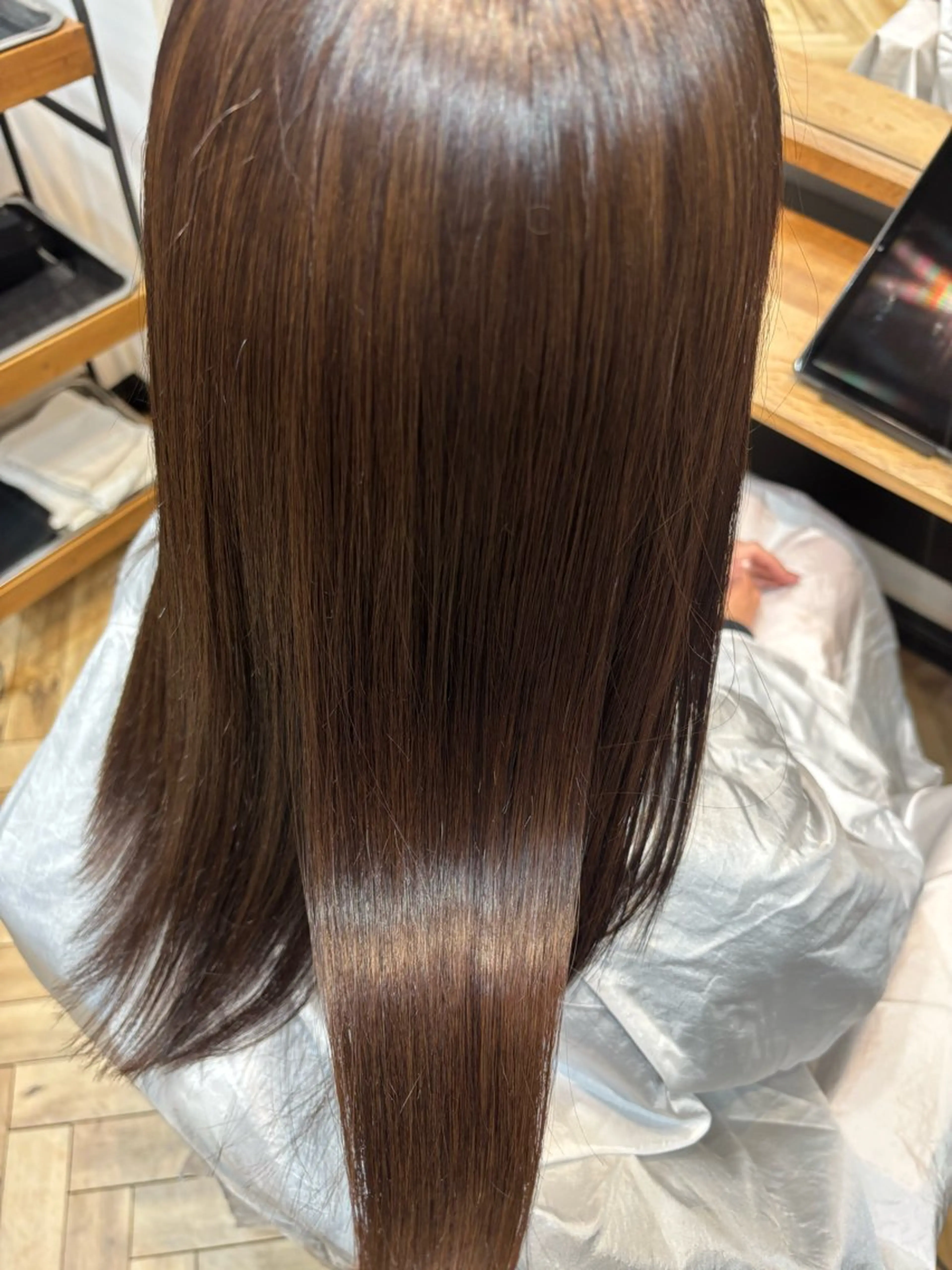 ロング カラー ダブルカラー 縮毛矯正 トリートメント 酸熱トリートメント ヘアカラー トリートメント Rika🫧 透明感🫧艶カラーのヘアスタイル