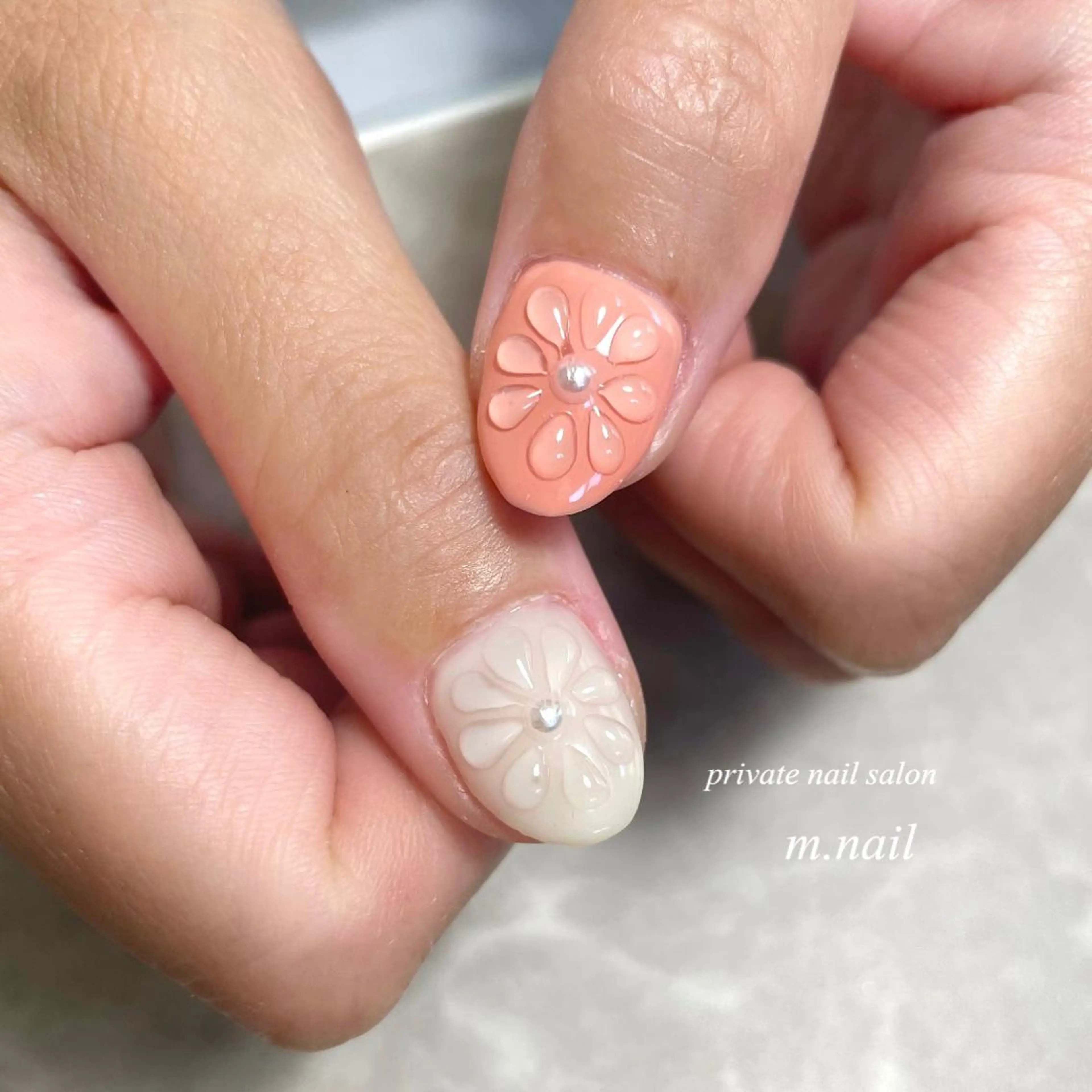 ネイル アートネイル フラワーネイル 持ち込み ぷっくりネイル 夏ネイル m.nail salonのネイルデザイン