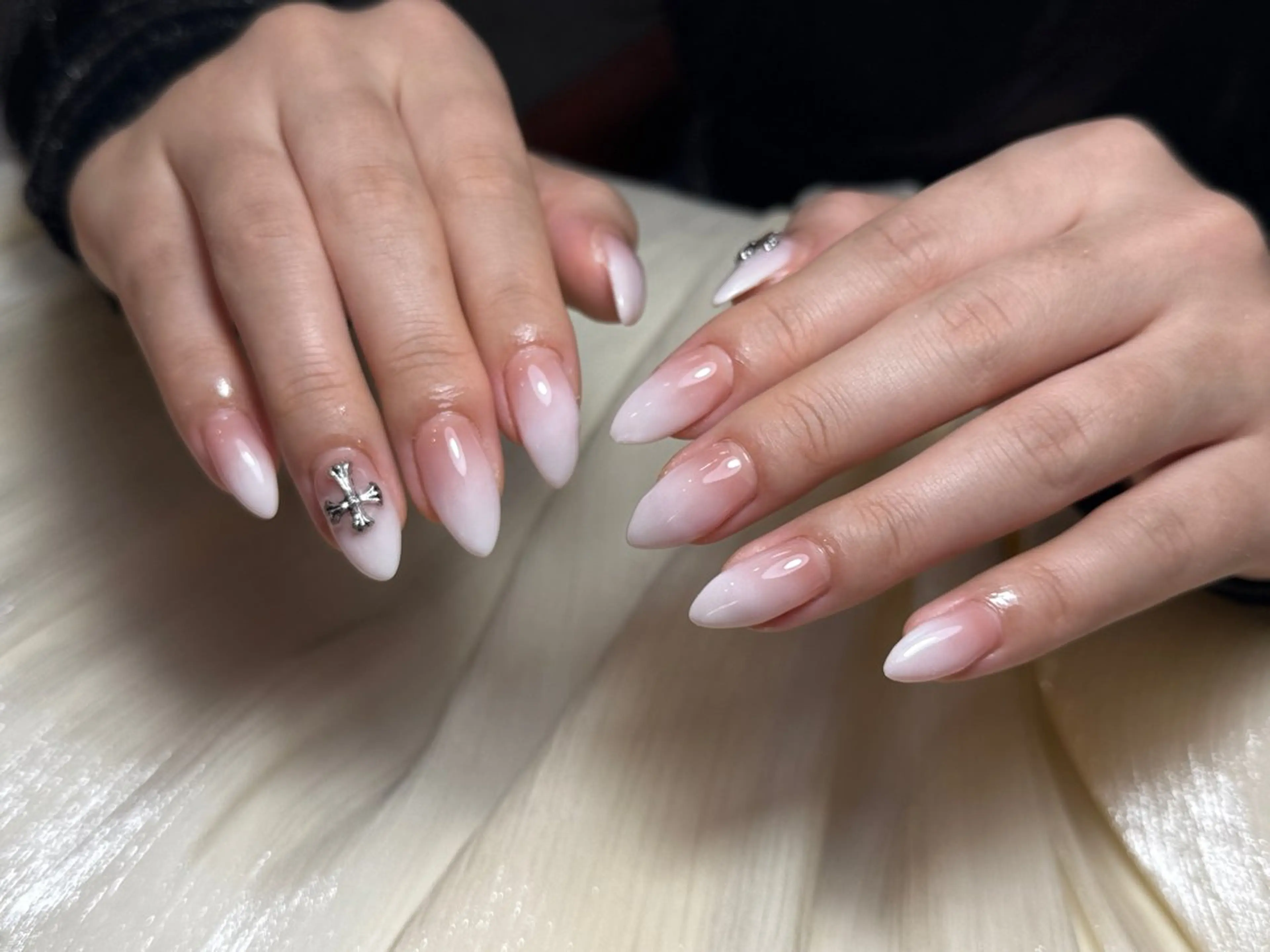 ネイル ハンドネイル ハンドケア DEMAIN- ERIのネイルデザイン