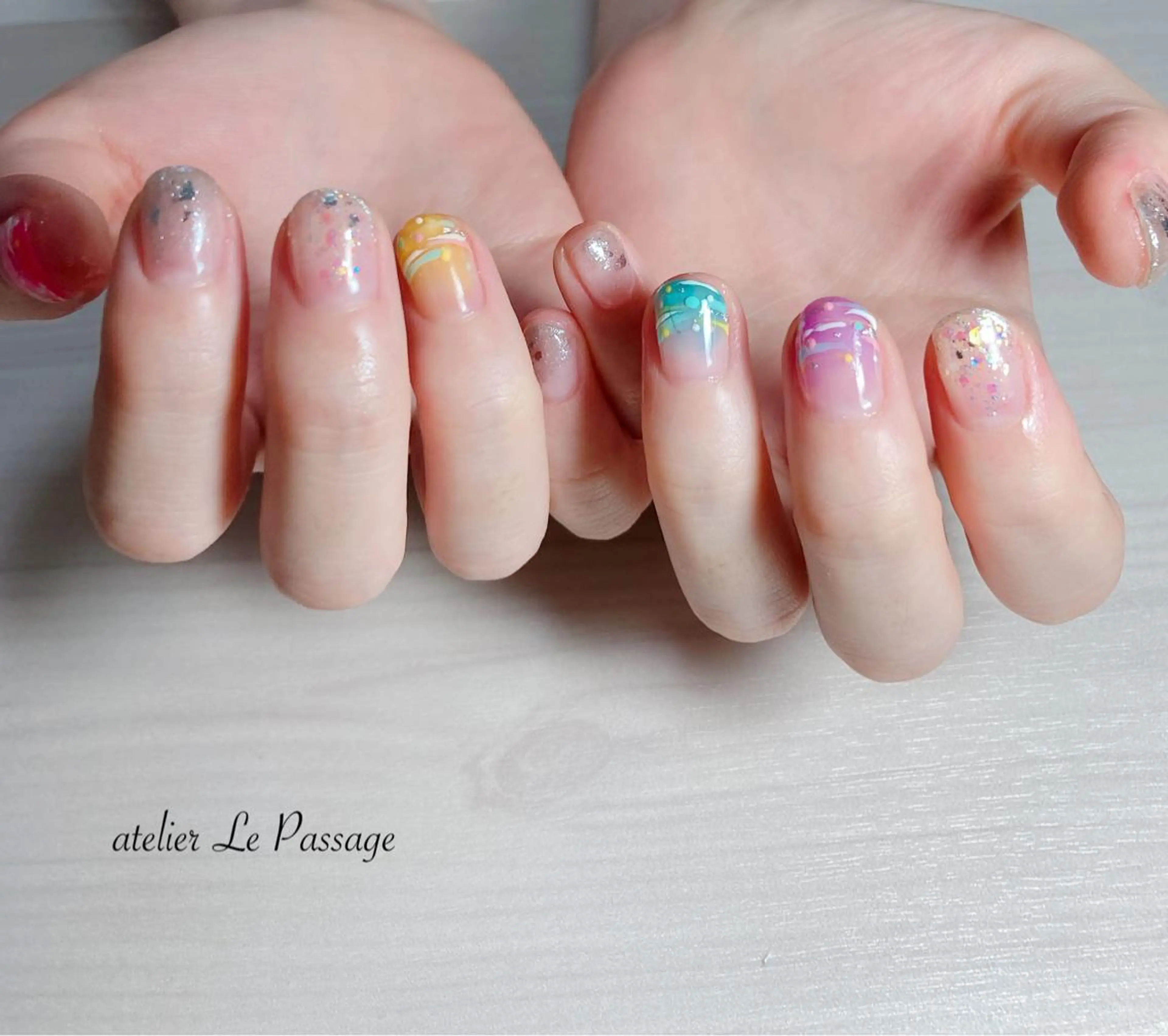 ネイル ジェルネイル オフィスネイル パラジェル 夏ネイル ヨーヨーネイル Atelier Le Passage所属・h nakatsukaのネイルデザイン