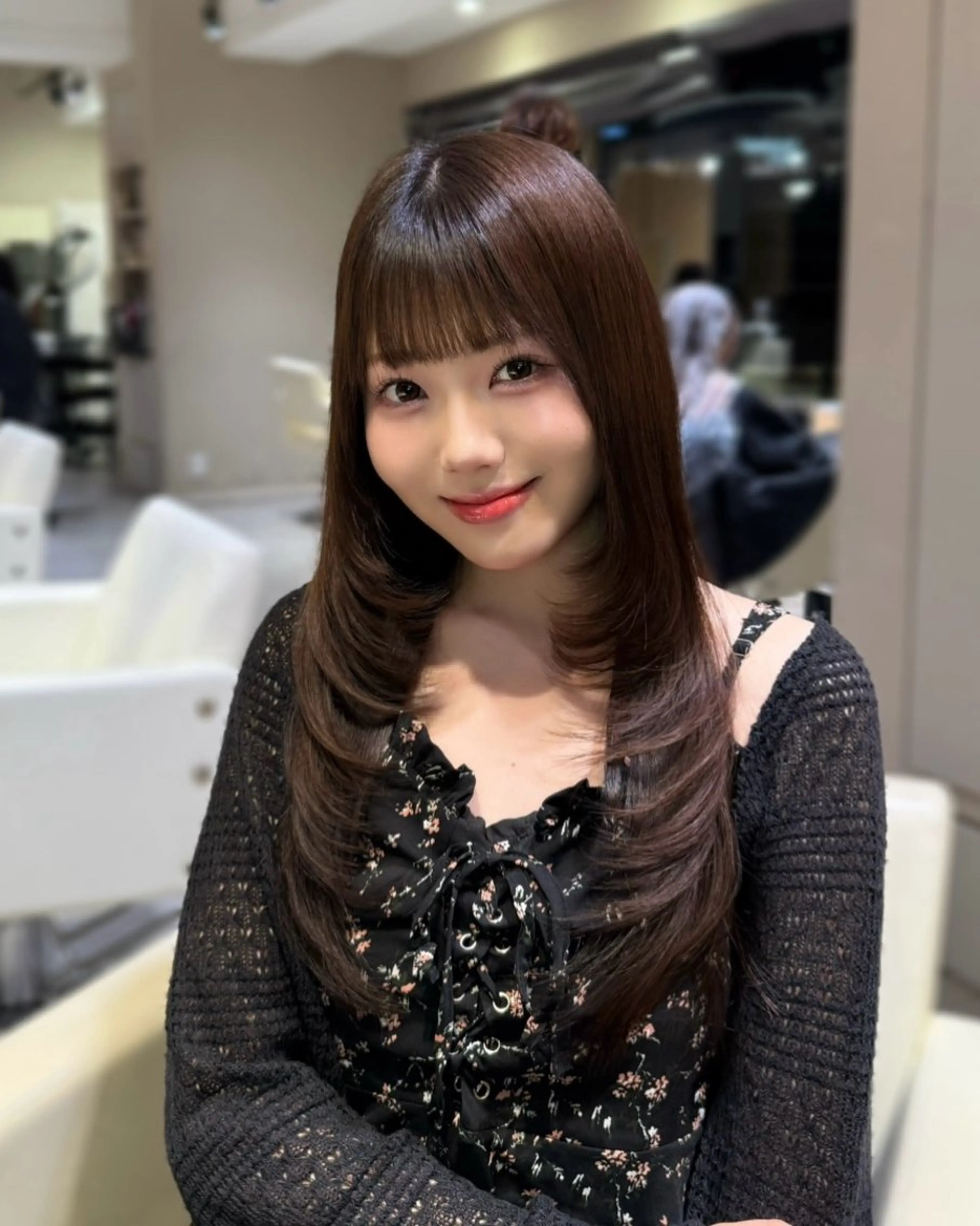 ロング ハイレイヤー レイヤーカット カット ヘアカラー トリートメント 谷 亜澄のヘアスタイル