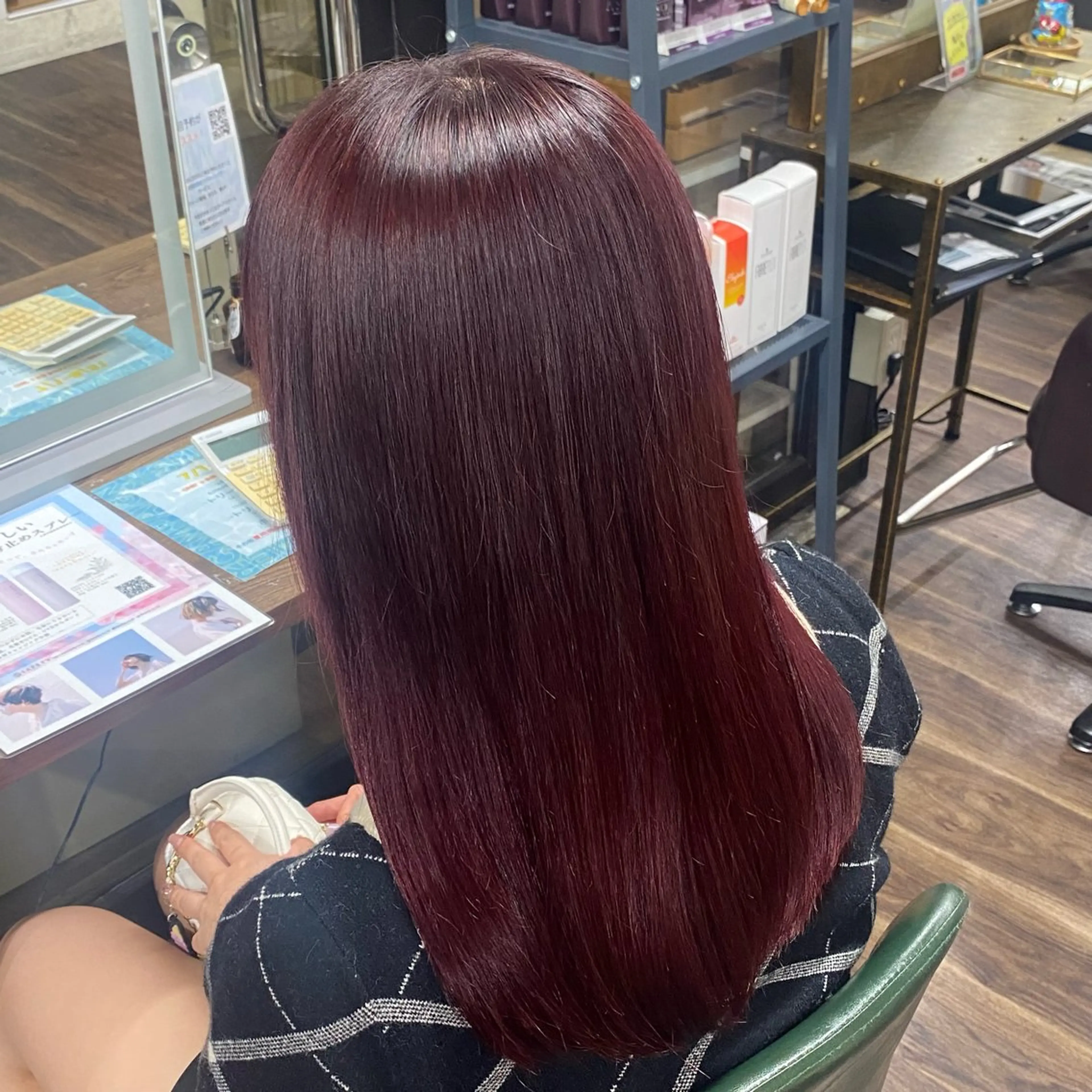 ミディアム カラー ヘアアレンジ 韓国風ヘア ヘアカラー トリートメント 🌟🍒ハイトーン 韓国ヘア/ユウミのヘアスタイル