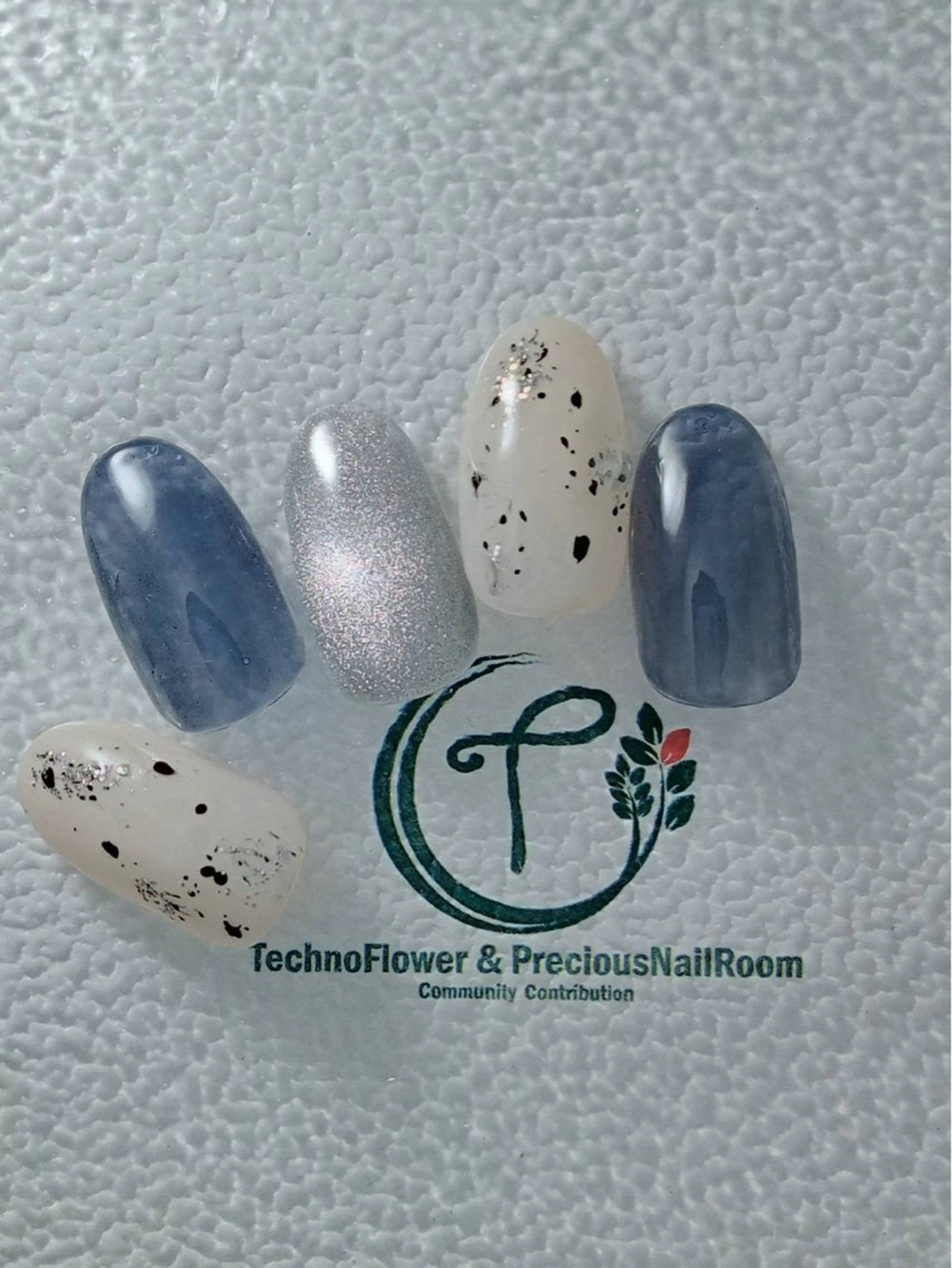 ネイル フラワーネイル ハンドネイル precious nail room所属・precious nail  roomのネイルデザイン