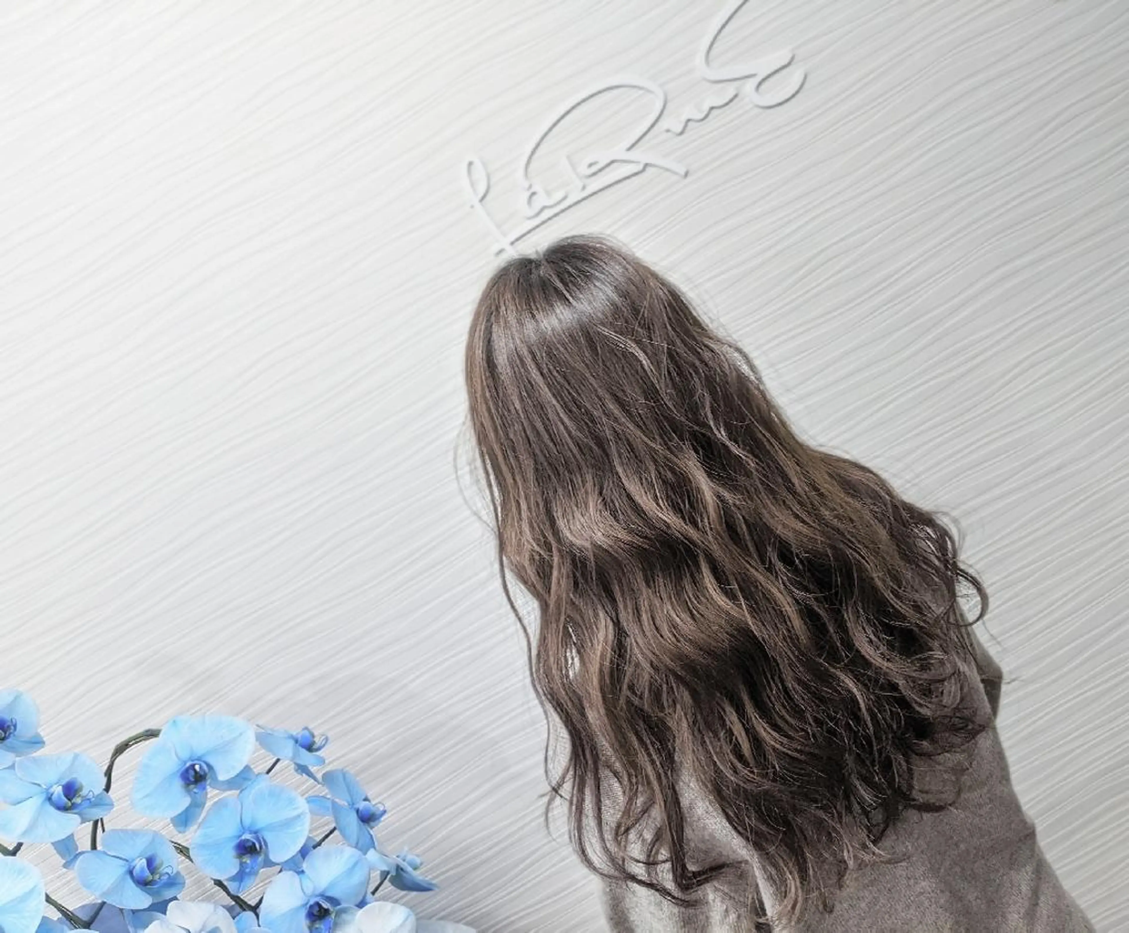 ロング アッシュ LaRmE 代表　穂原大和のヘアスタイル