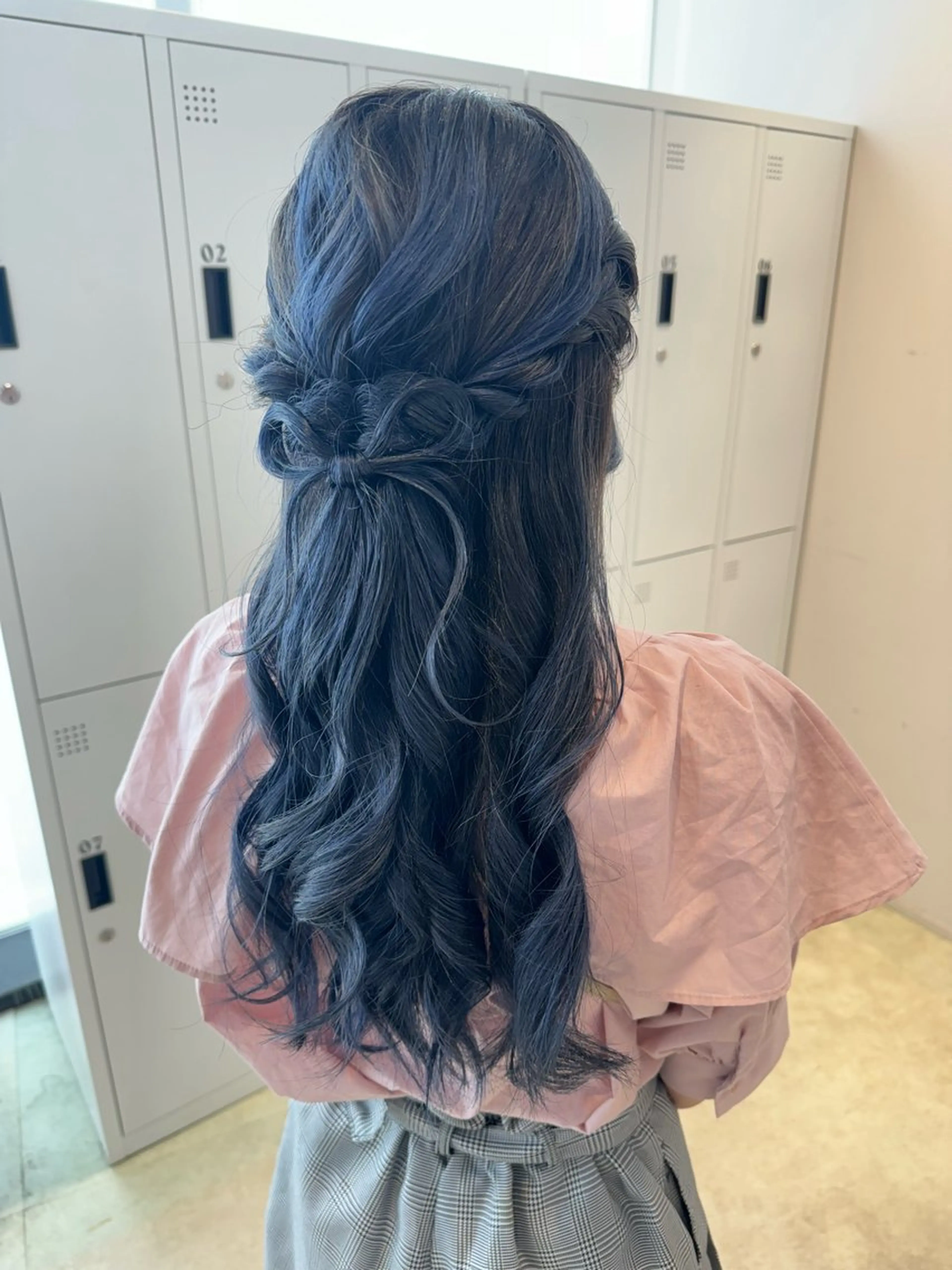 ロング ヘアアレンジ 透明感カラー✨艶髪 制作🌱山根あゆみのヘアスタイル