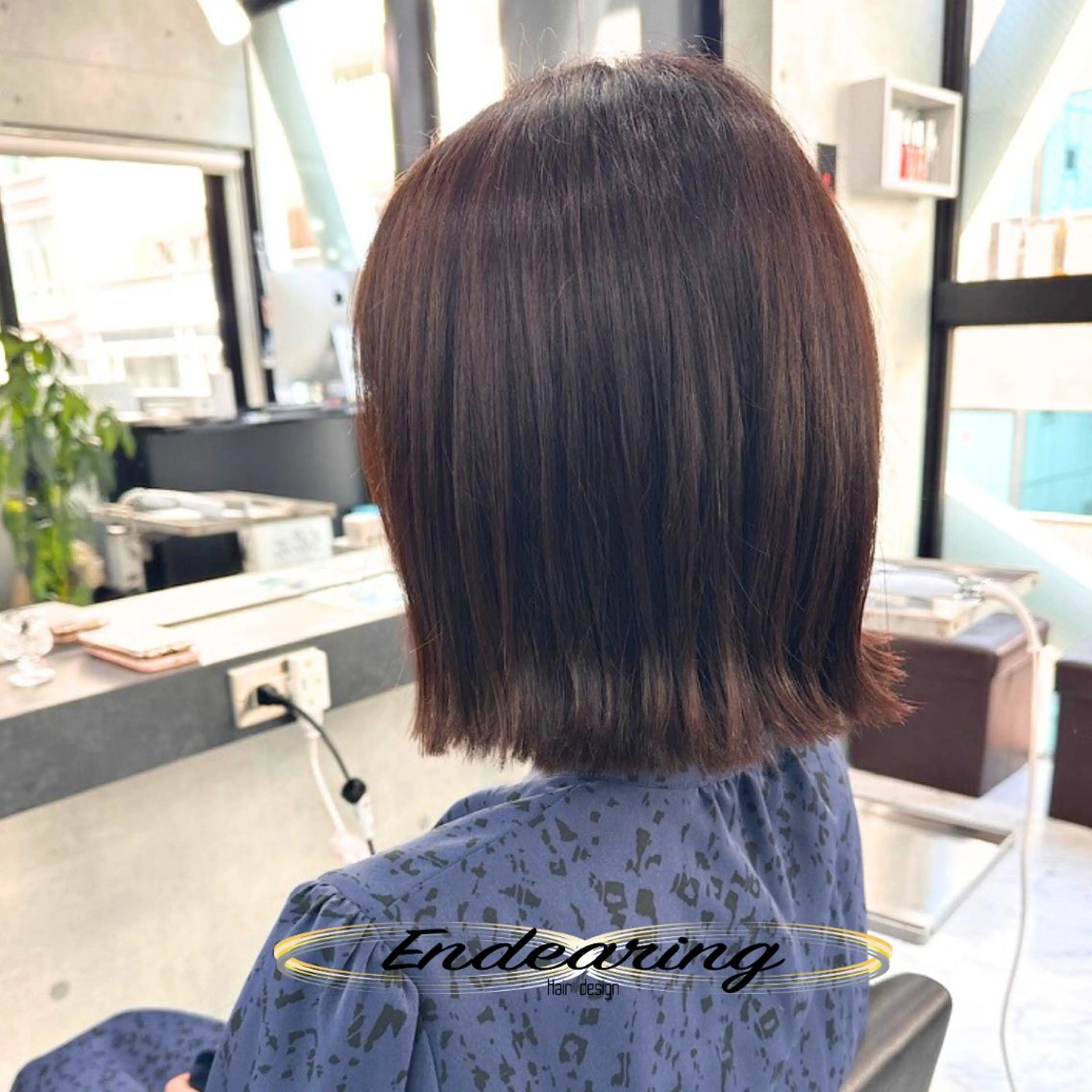 ミディアム ワンレンボブ ボブ 外ハネヘア カット ヘアカラー Endearing 銀座/レイヤーカットのヘアスタイル