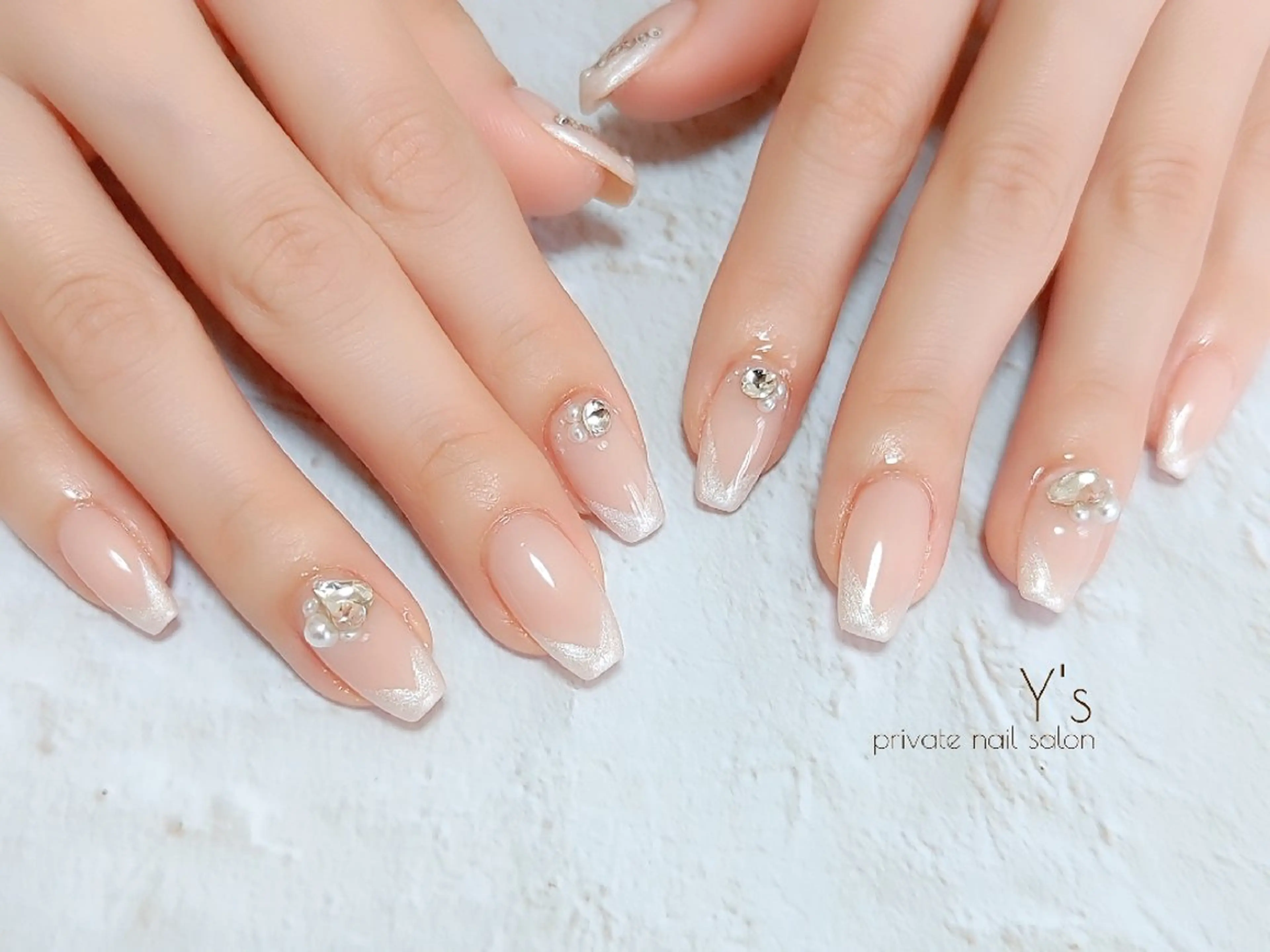 ネイル ハンドネイル YUMI NAGAI  のネイルデザイン