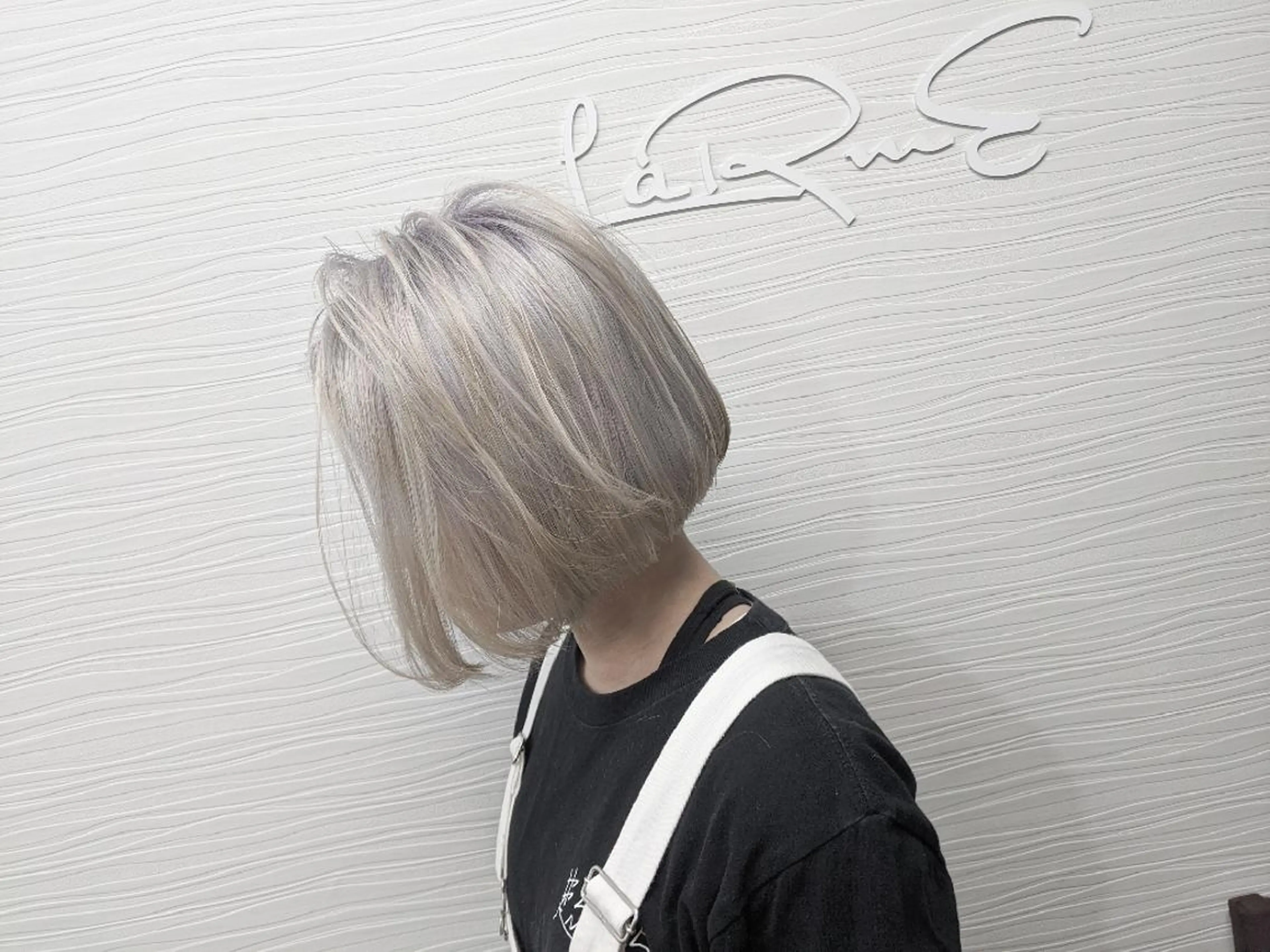 カラー ショート LaRmE 代表　穂原大和のヘアスタイル