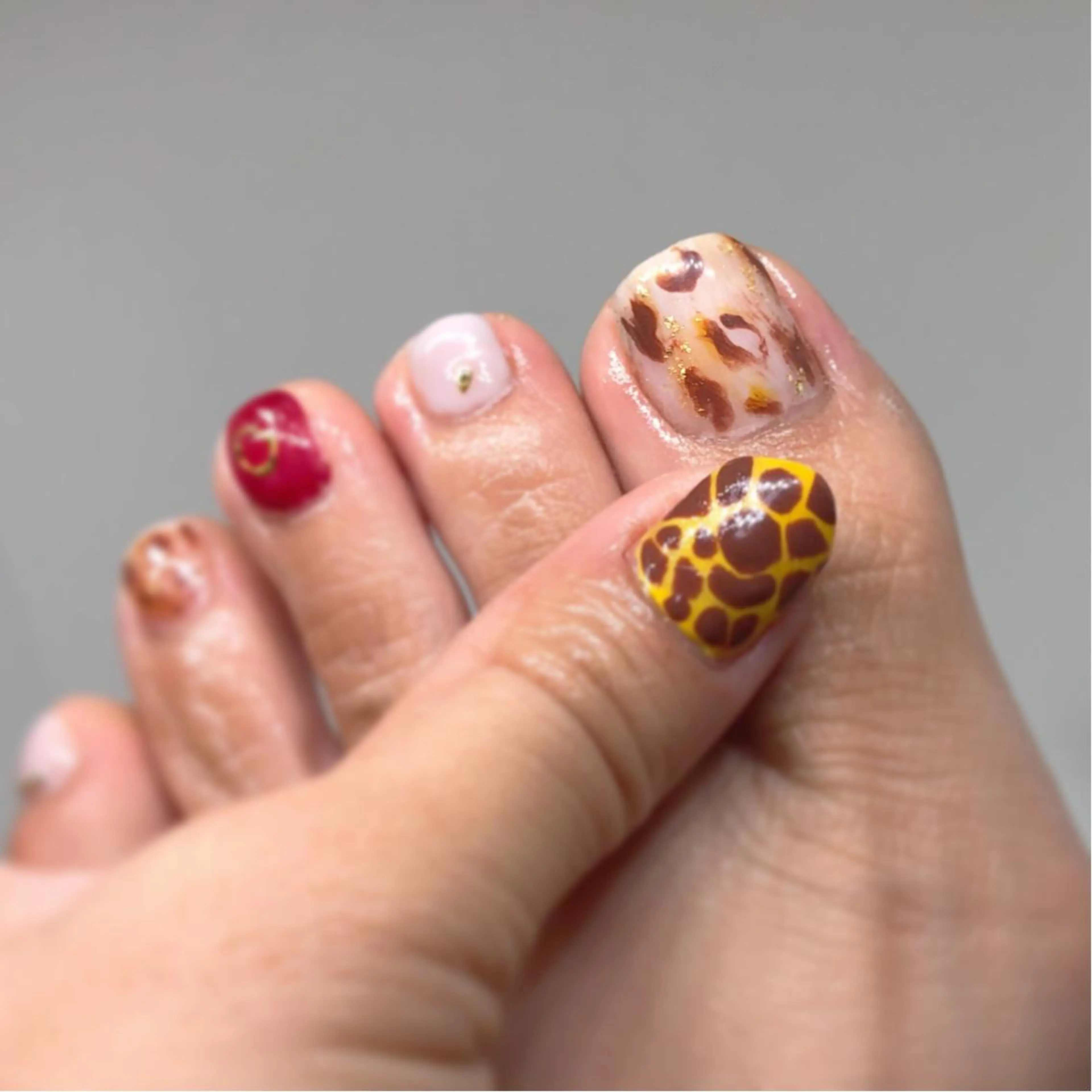 ネイル アニマル柄 フットネイル gui amichantoco所属・gui amichanのネイルデザイン