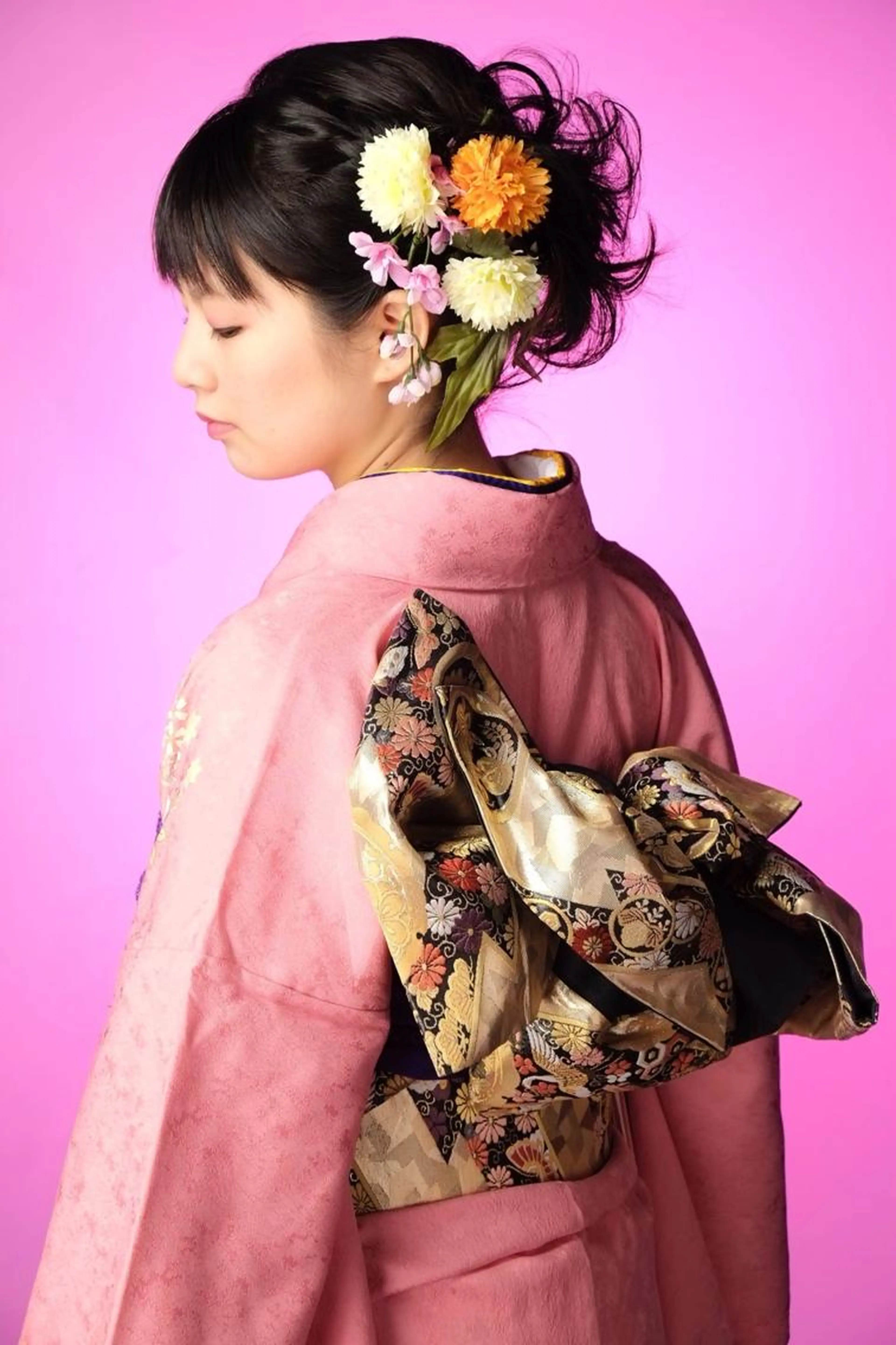 【2023年㊗️成人式】ヘアセット & 振袖着付けの写真