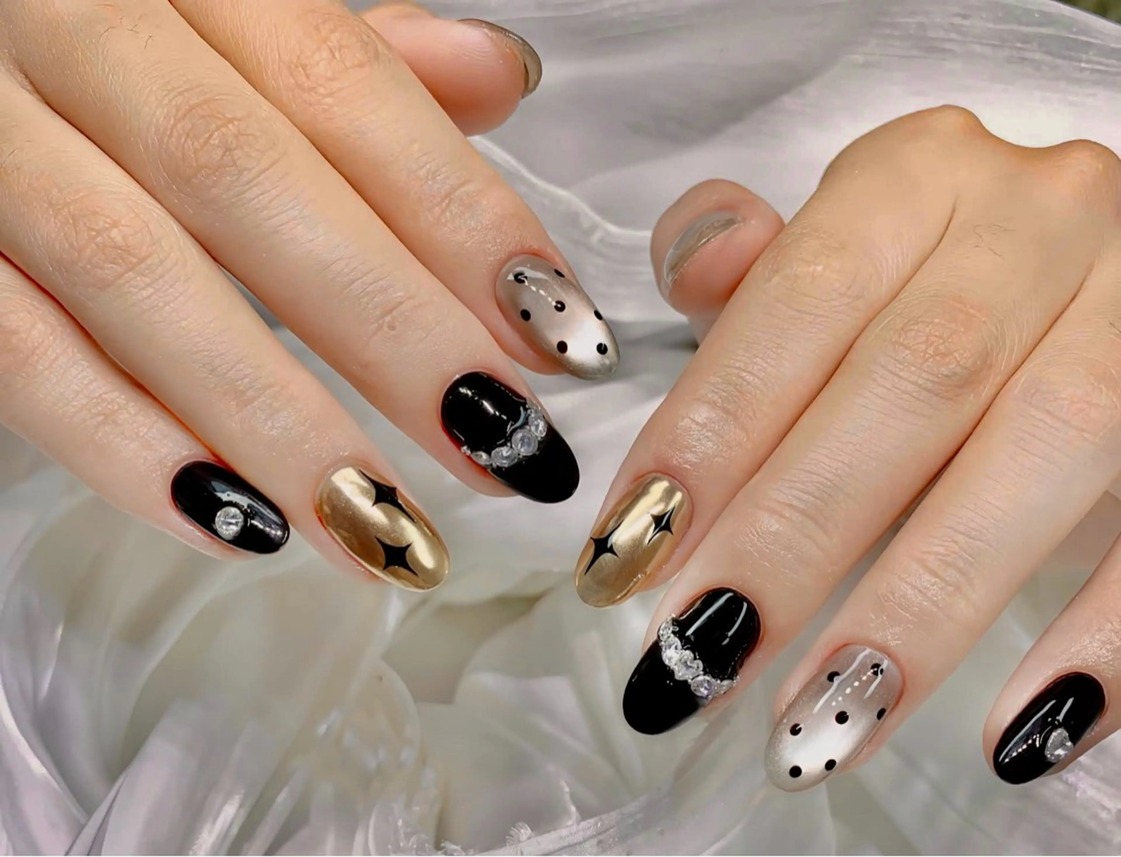 ネイル アートネイル チークネイル 長さ出し フットネイル フレンチネイル Lily nails studio所属・Lily nails studioのネイルデザイン