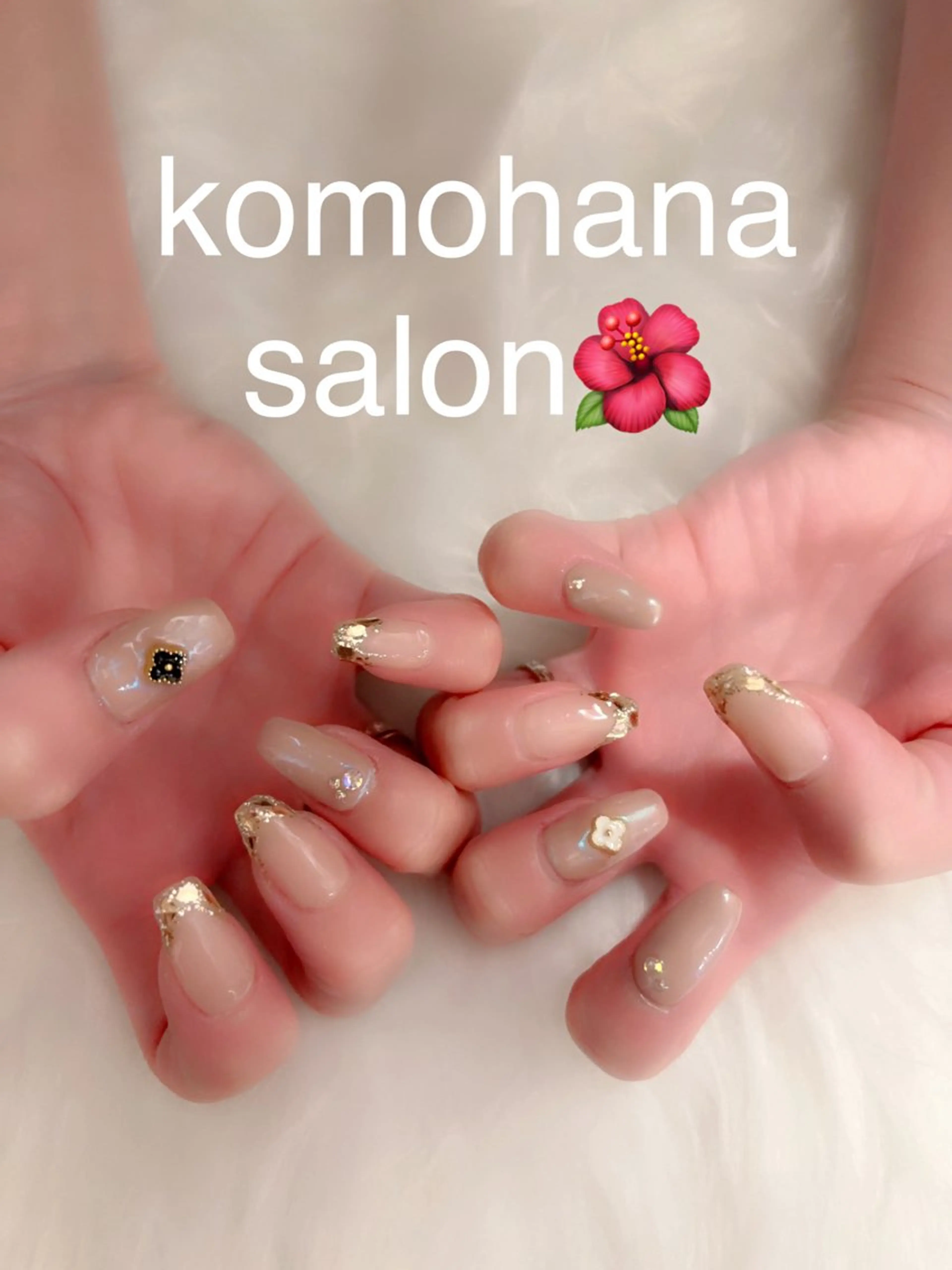 ネイル フレンチネイル ガラスフレンチ 持ち込み komohana salon🌺のネイルデザイン