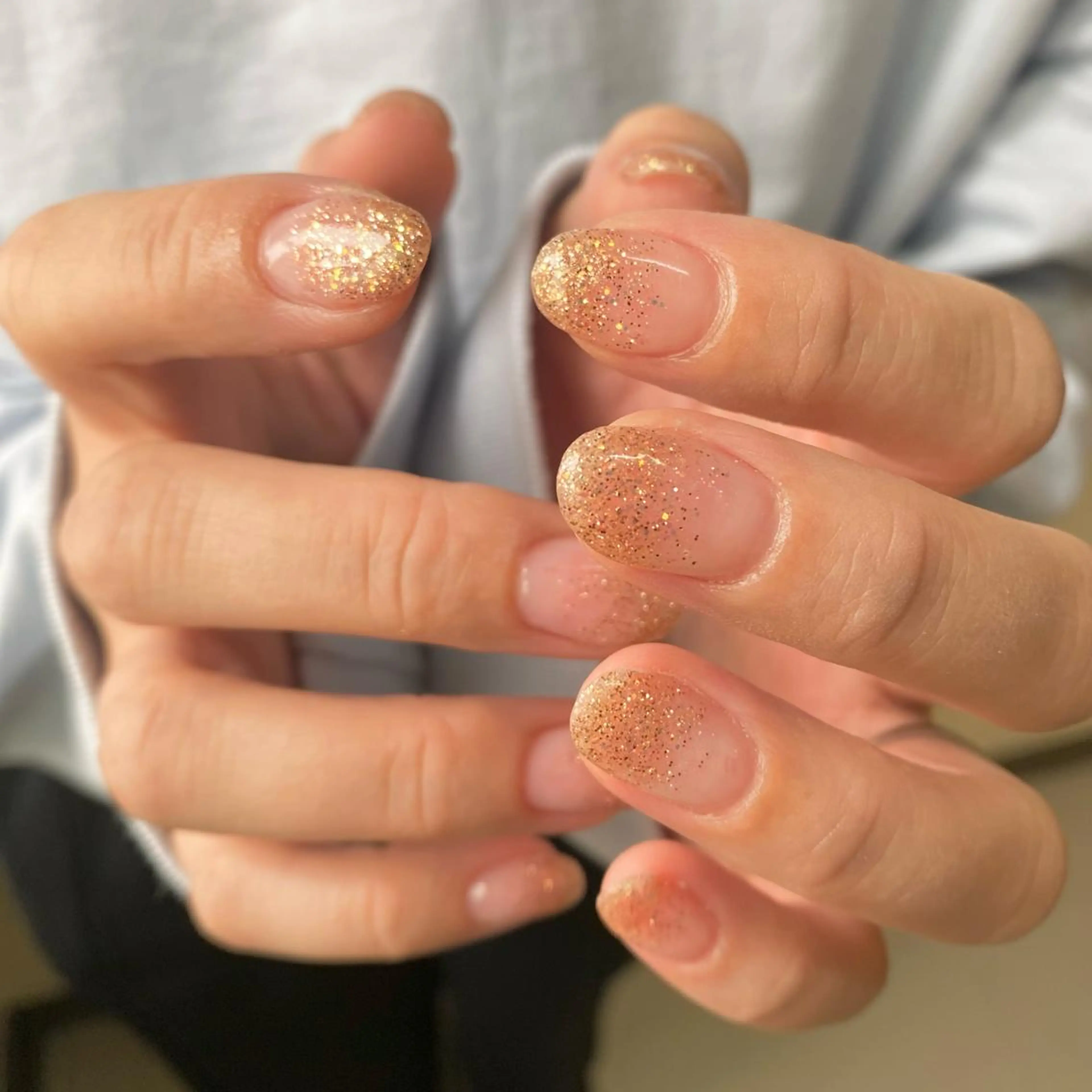 【オフなし】ハンド💅ラメグラデーションの写真