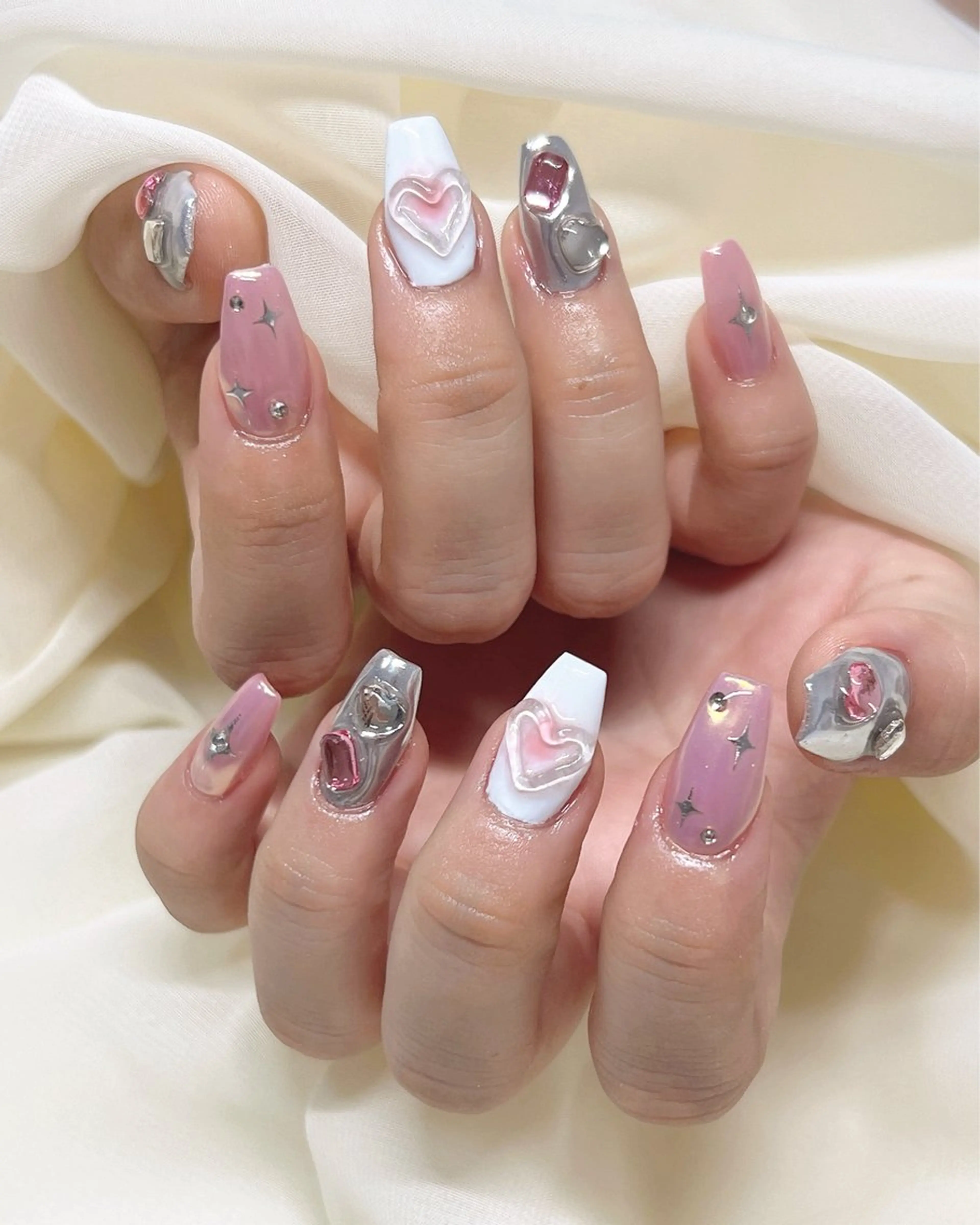 ネイル 持ち込み nail salon MUAのネイルデザイン