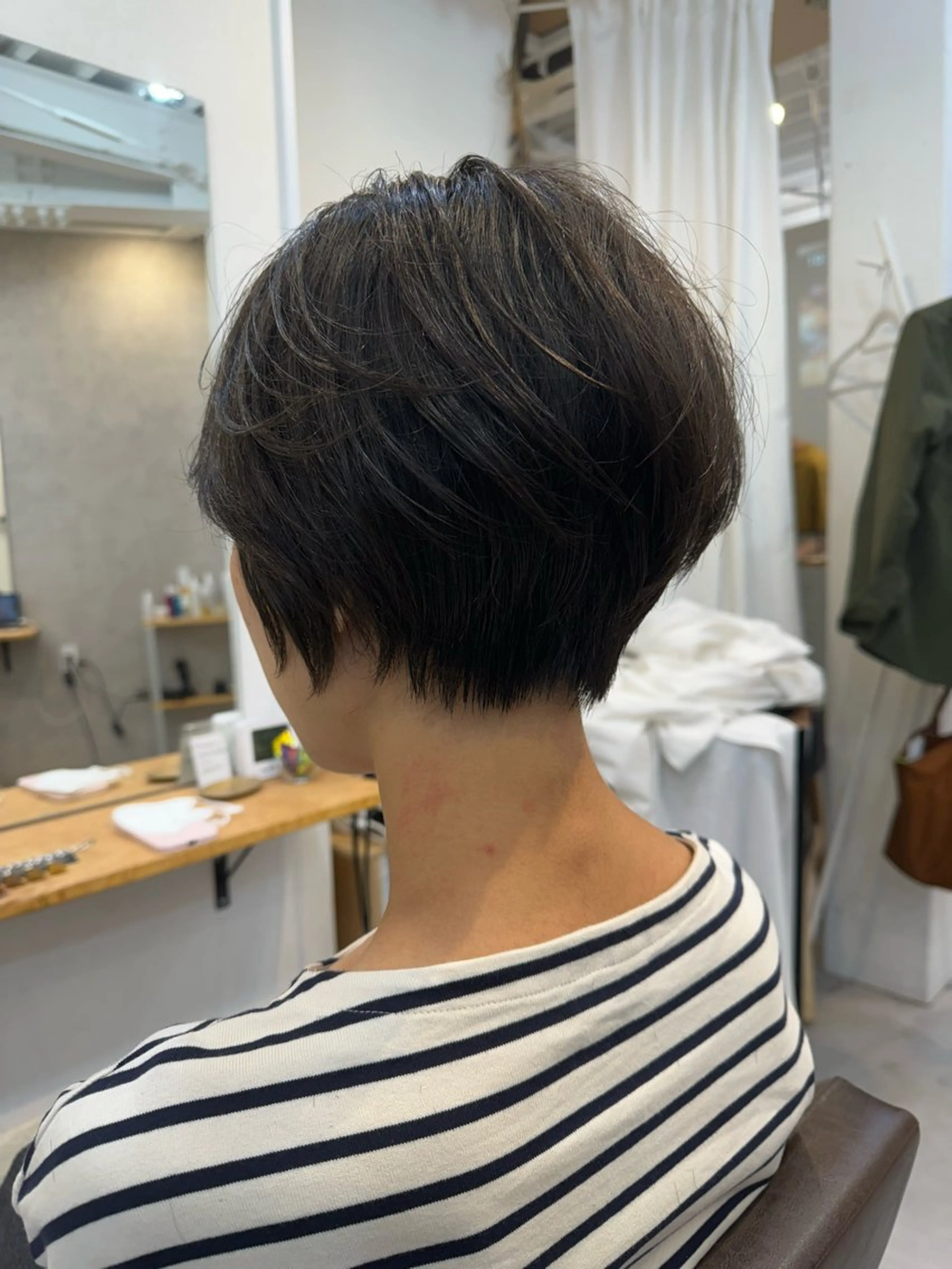 ショート ショートボブ ボブ レイヤーカット ショートヘア 小顔カット カット Dxxxx III所属・オシャレ女性目線の 大人メンズ❁⃘*.ﾟのヘアスタイル
