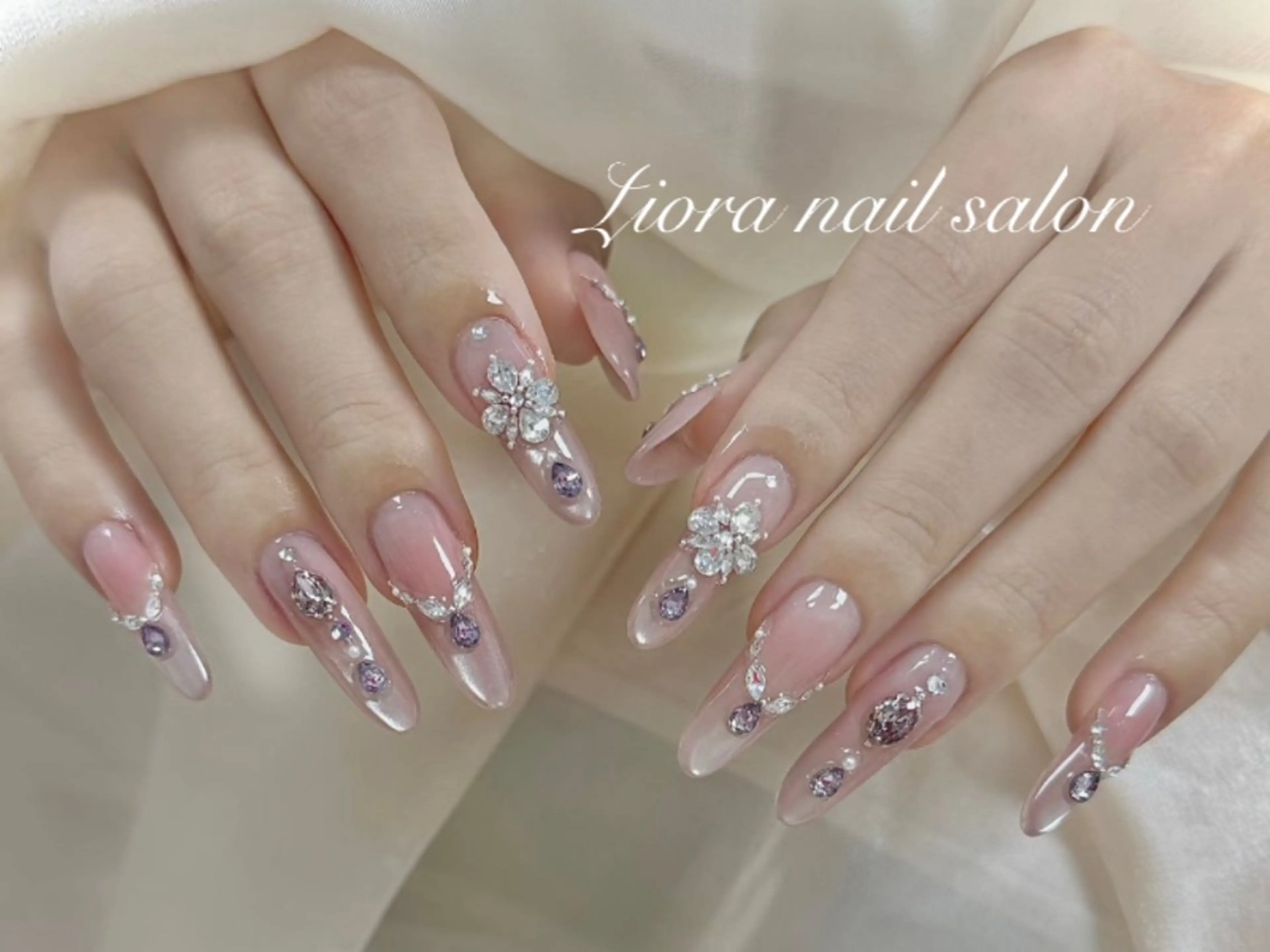 ネイル チークネイル フットネイル フレンチネイル ジェルネイル ガーリー ハンドネイル Liora ネイルサロン所属・Liora nail salonのネイルデザイン