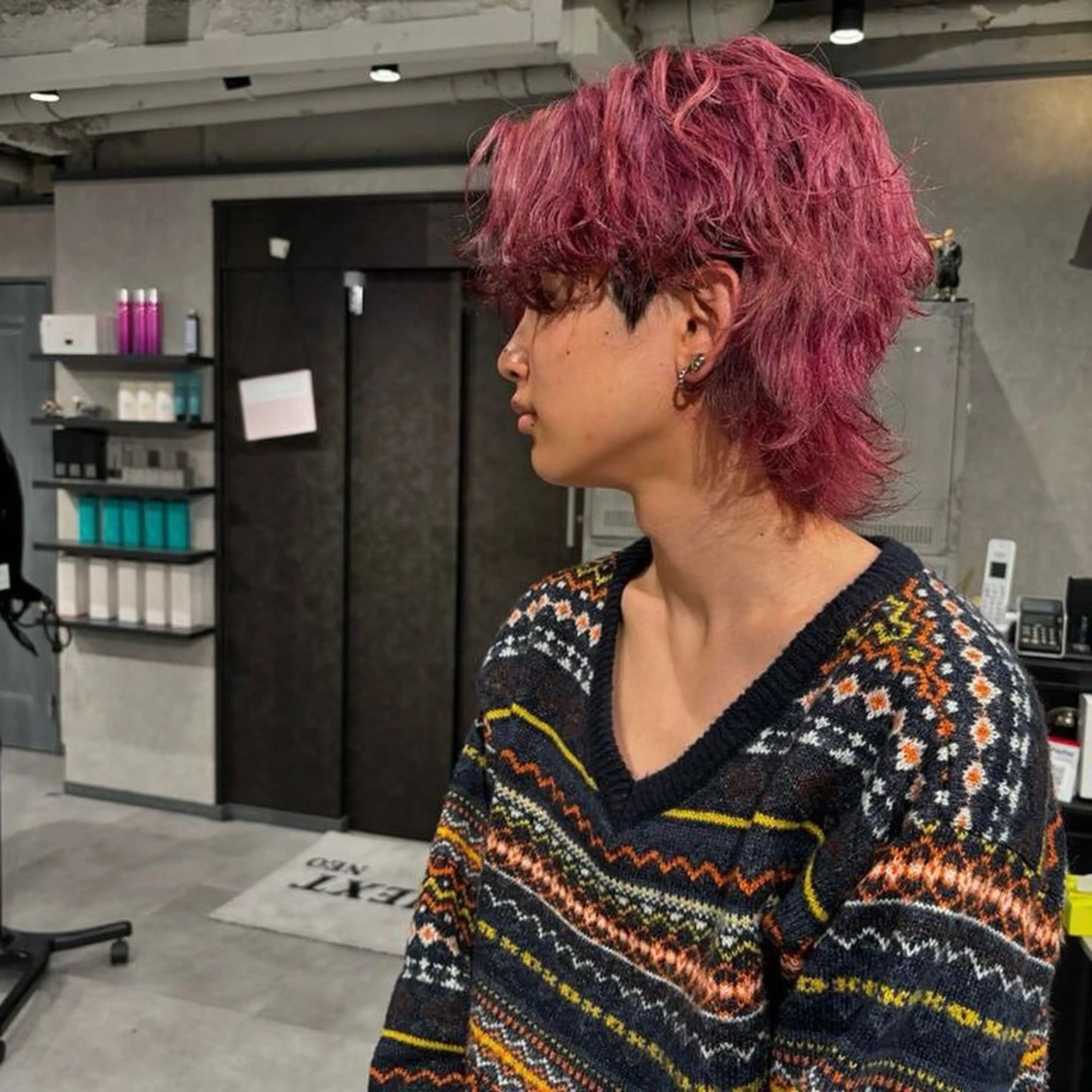 カラー メンズ 韓国特化🇰🇷愁斗 センターパートパーマのヘアスタイル