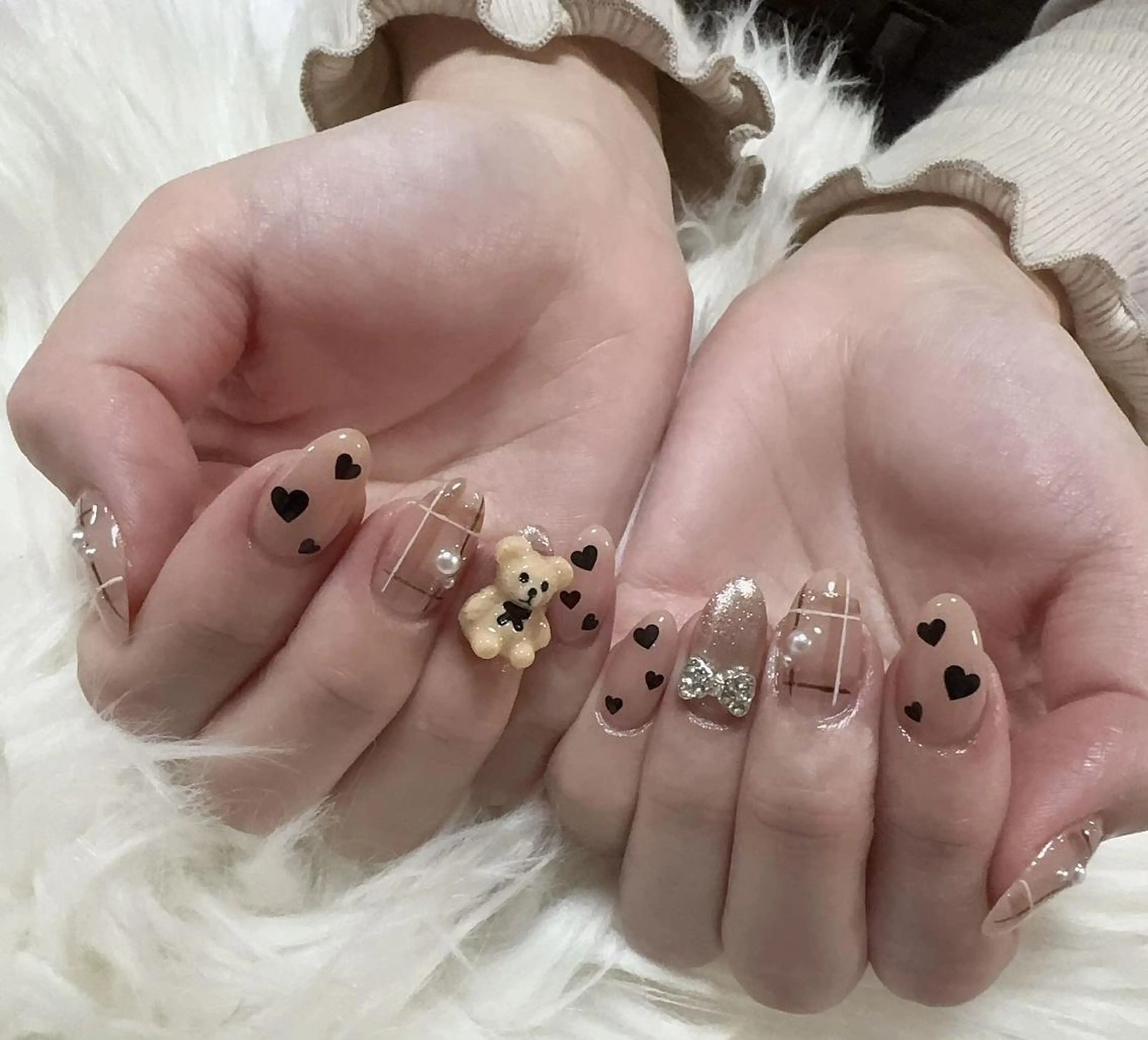 【人気No・1】ハンド★ゴージャス★８本まで持ち込みデザイン120分やり放題￥7980の写真