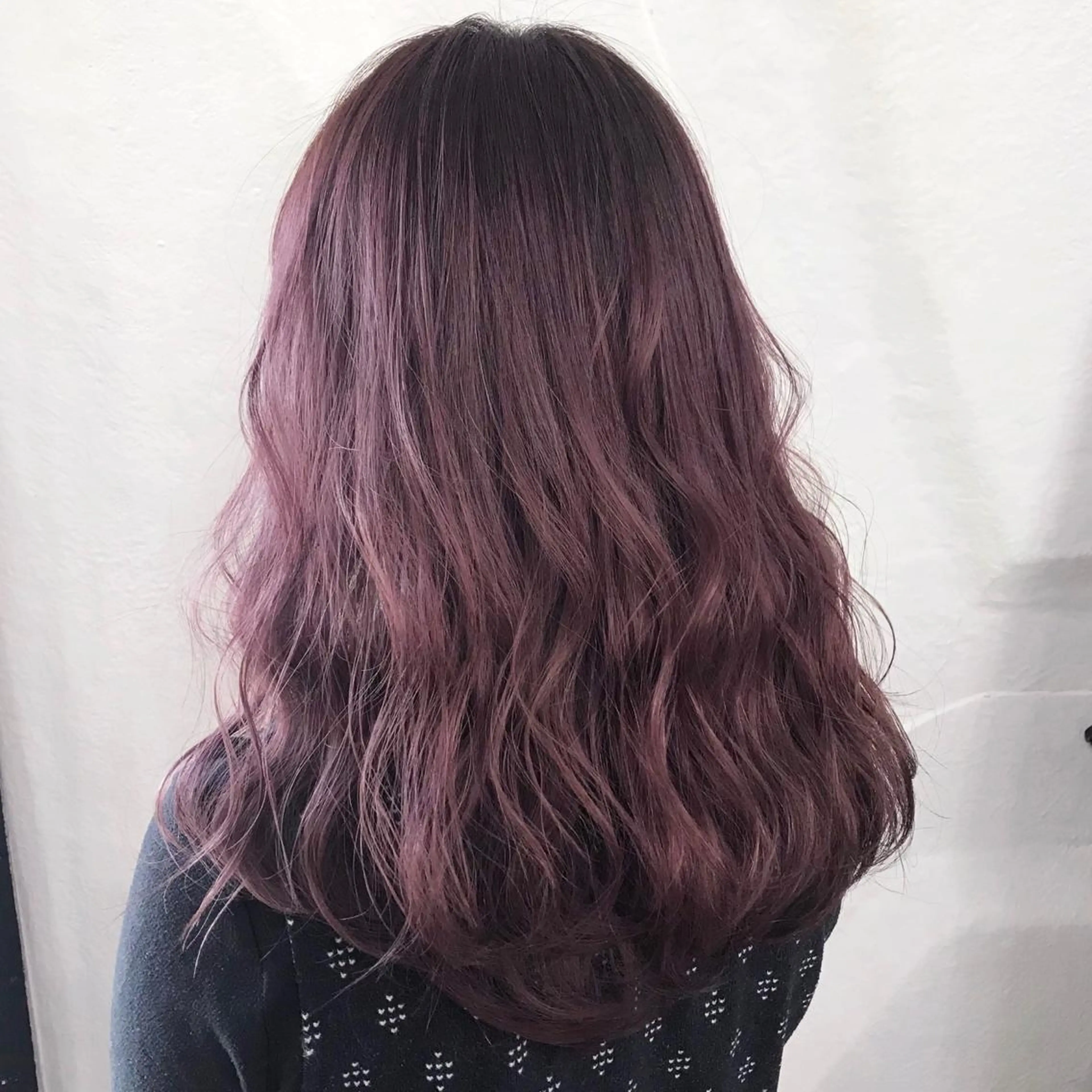 セミロング カラー ブリーチ ラベンダーカラー ピンクカラー ピンクラベンダー サロウィン所属・K-POP好き美容師 🇰🇷Kai.Yのヘアスタイル