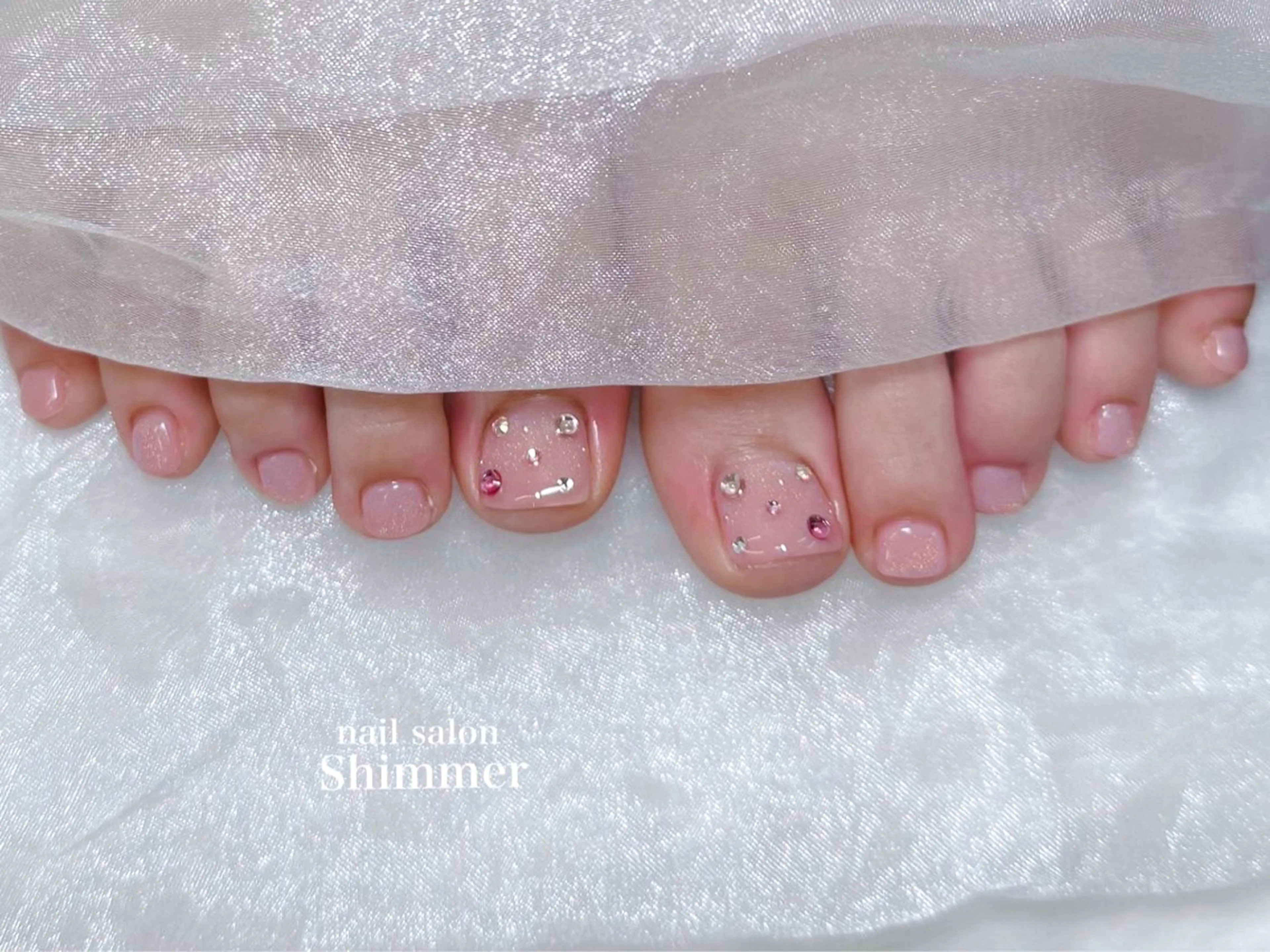 ネイル フットネイル Shimmer Risaのネイルデザイン