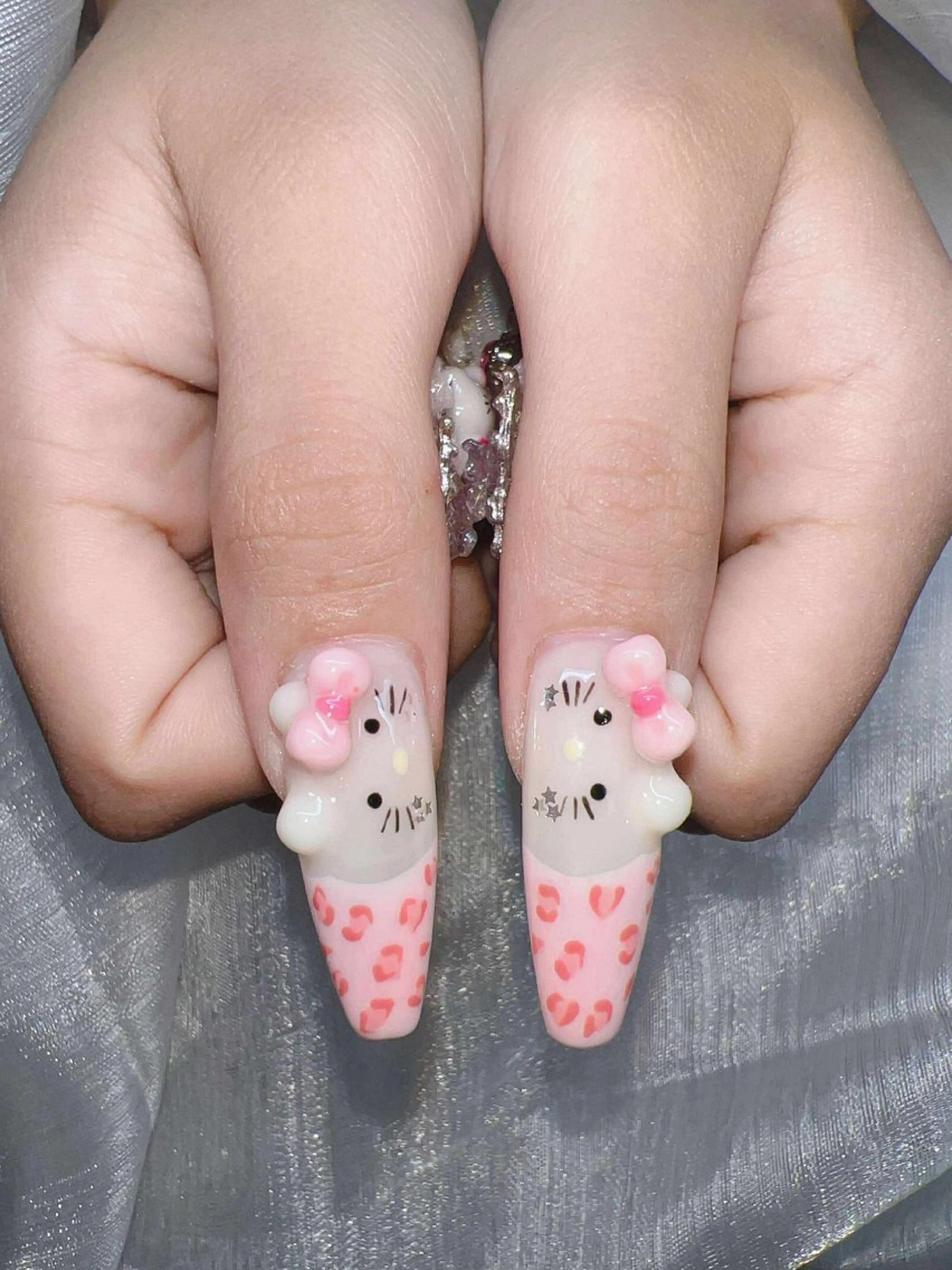 ネイル 長さ出し グラデーション 卒業式 キラキラネイル マグネットネイル ハンドネイル Lee Nailsのネイルデザイン