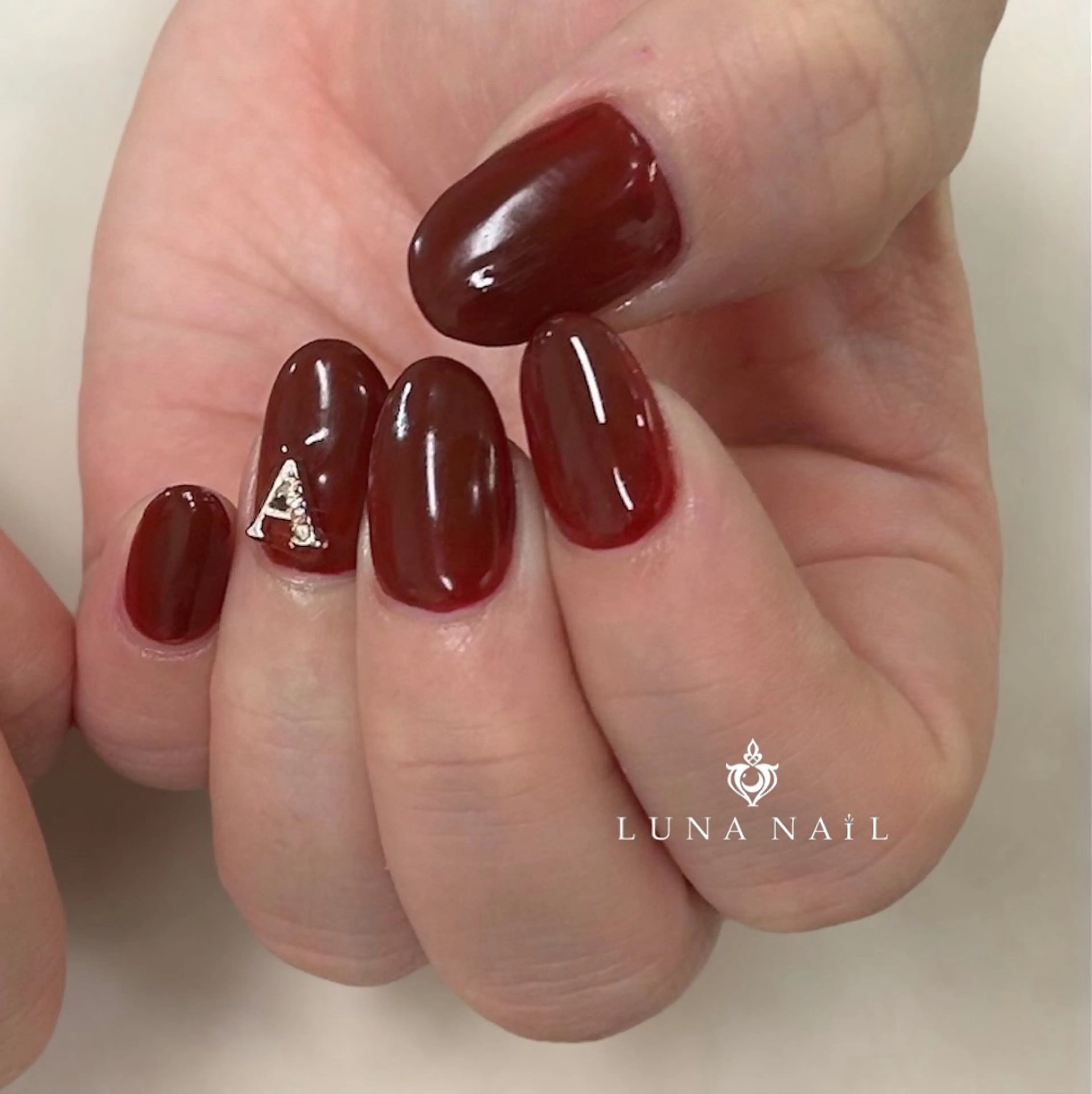 ネイル アトリエ　ミモザ所属・いまむら あかりのネイルデザイン