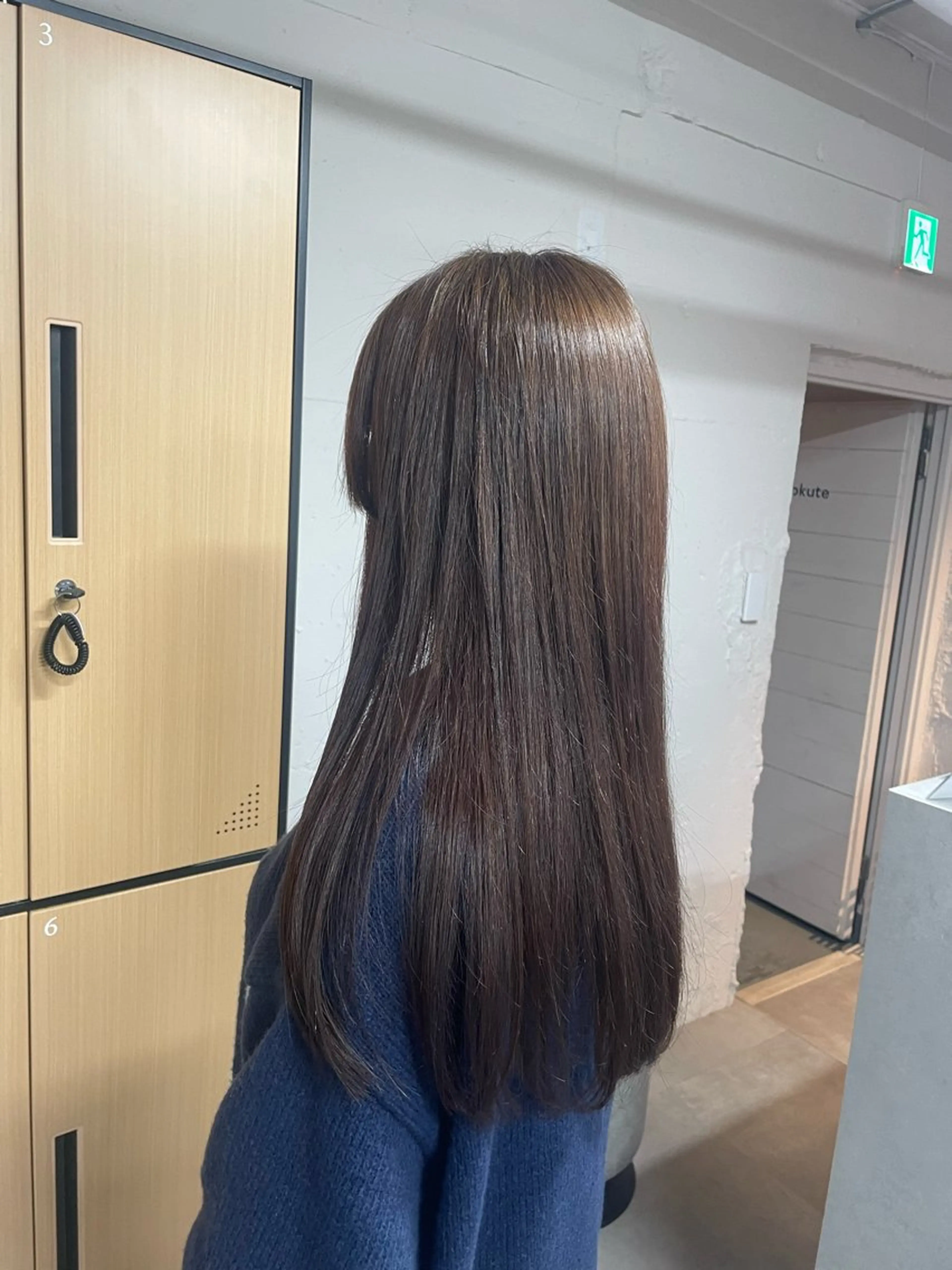 ロング カット ヘアカラー トリートメント tokute 中野真咲🐺のヘアスタイル