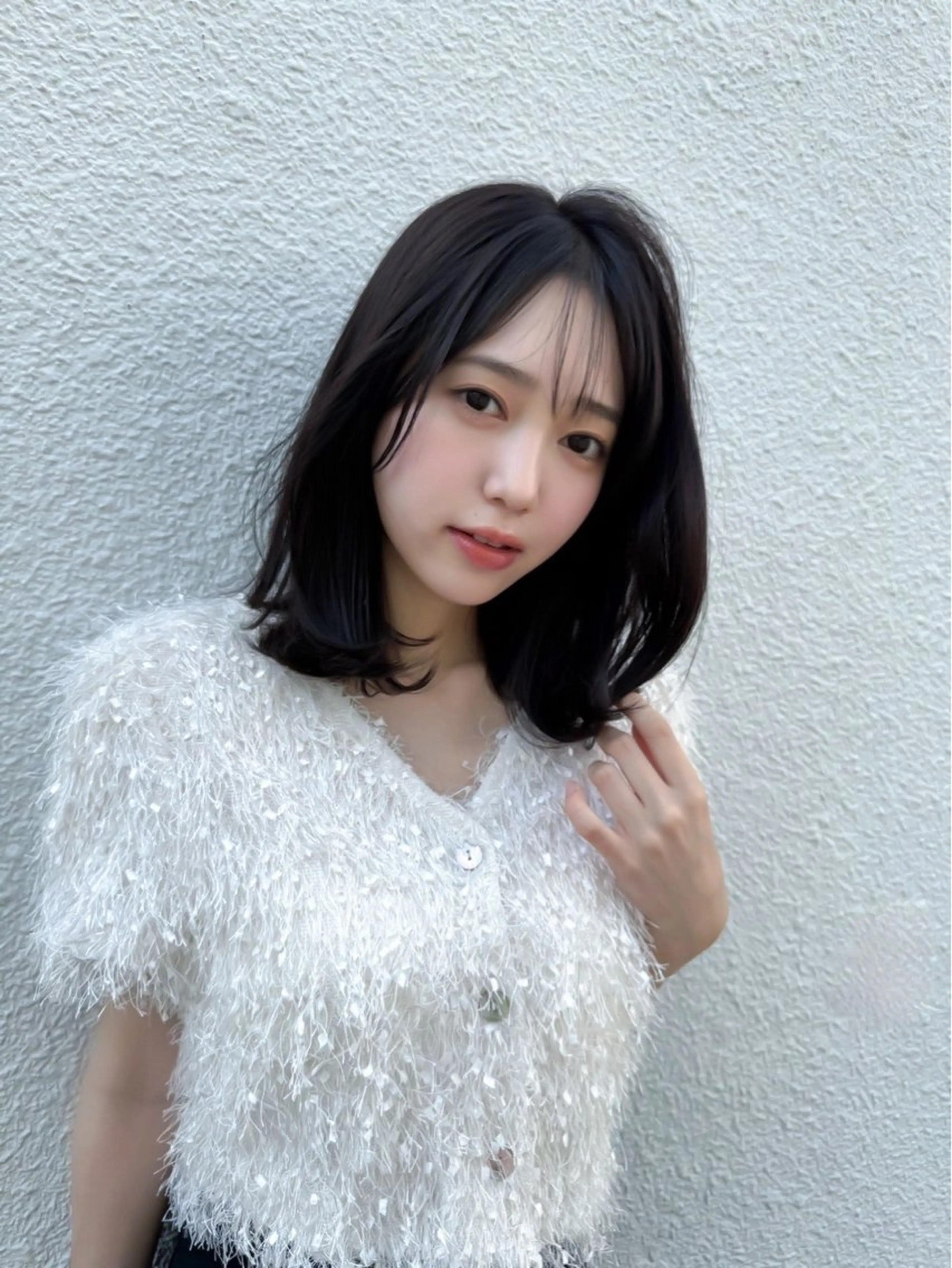 ミディアム 伸ばしかけ カット ヘアカラー 似合わせモテヘア Akari🦢🖤のヘアスタイル