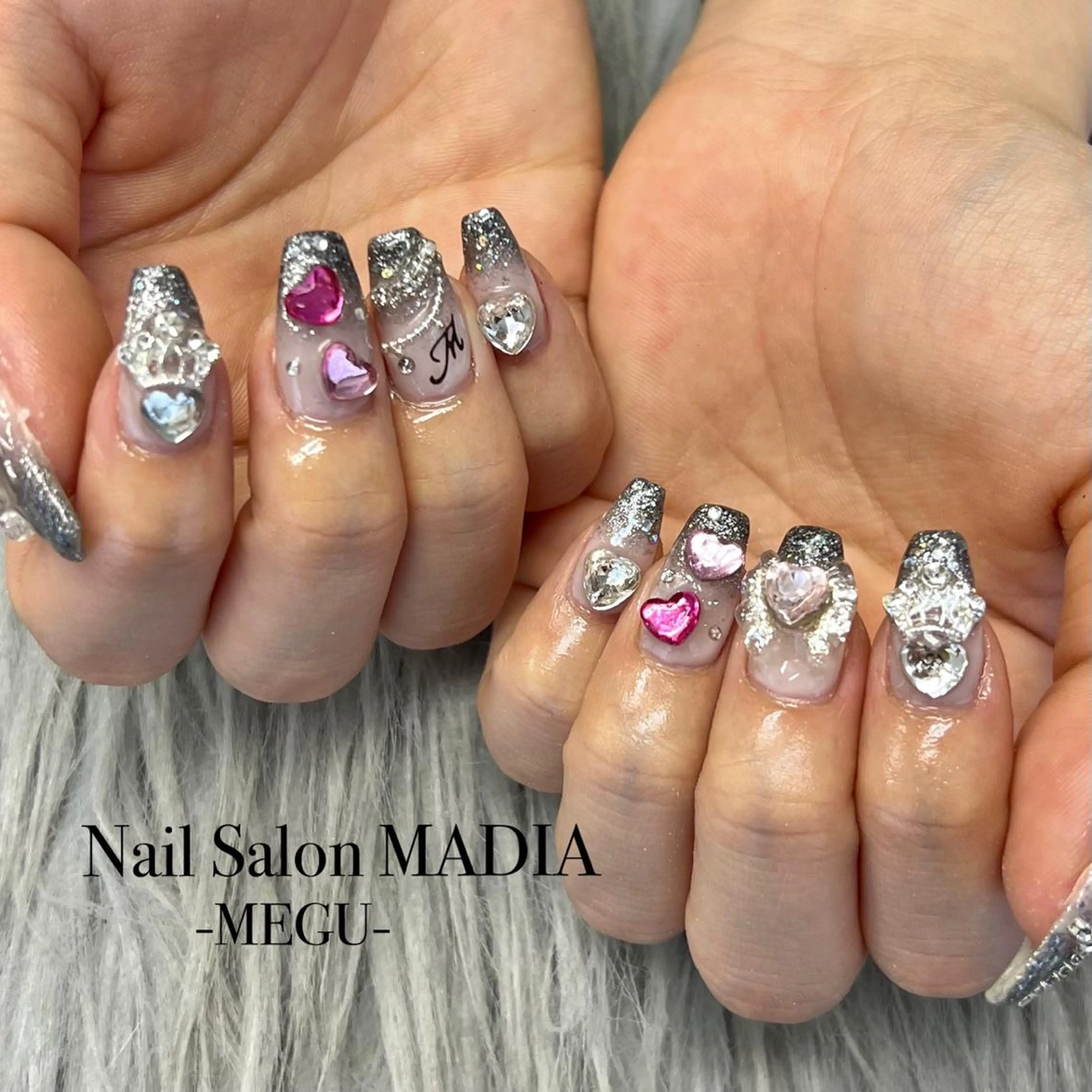 ネイル MADIA藤沢所属・MADIA MEGUのネイルデザイン