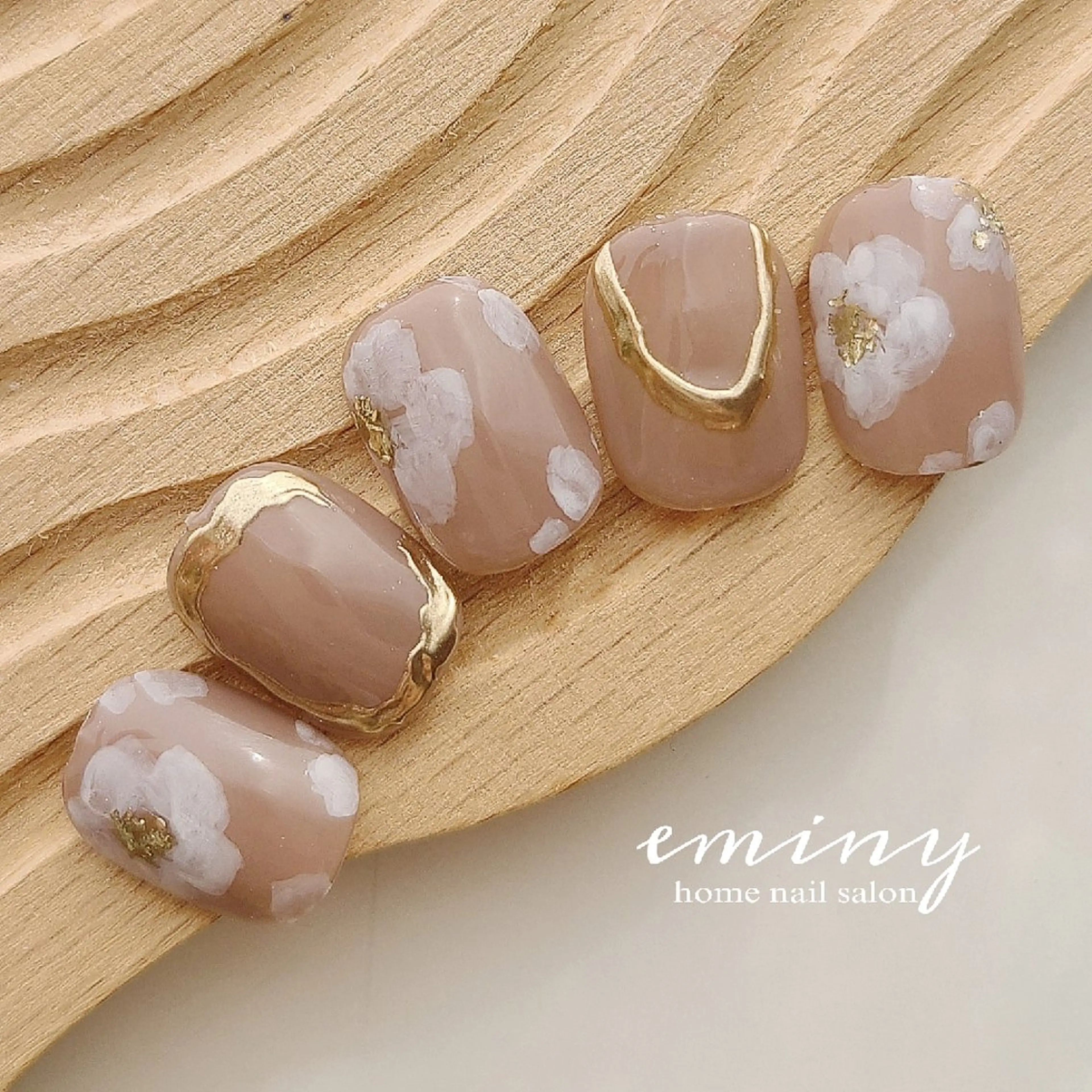 ネイル フラワーネイル ジェルネイル キラキラネイル 韓国ネイル ミラーネイル ハンドネイル nail salon  eminyのネイルデザイン