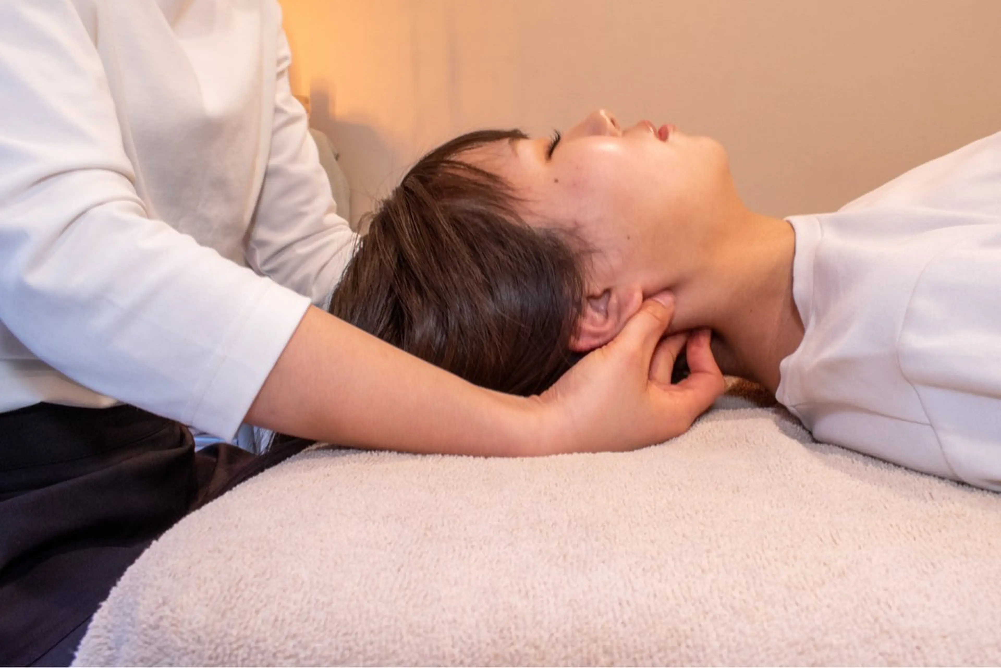 お腹痩せエステ Flat BELLY 恵比寿所属・【腸もみ/冷却痩身】 お腹エステ/恵比寿のエステ・リラクイメージ