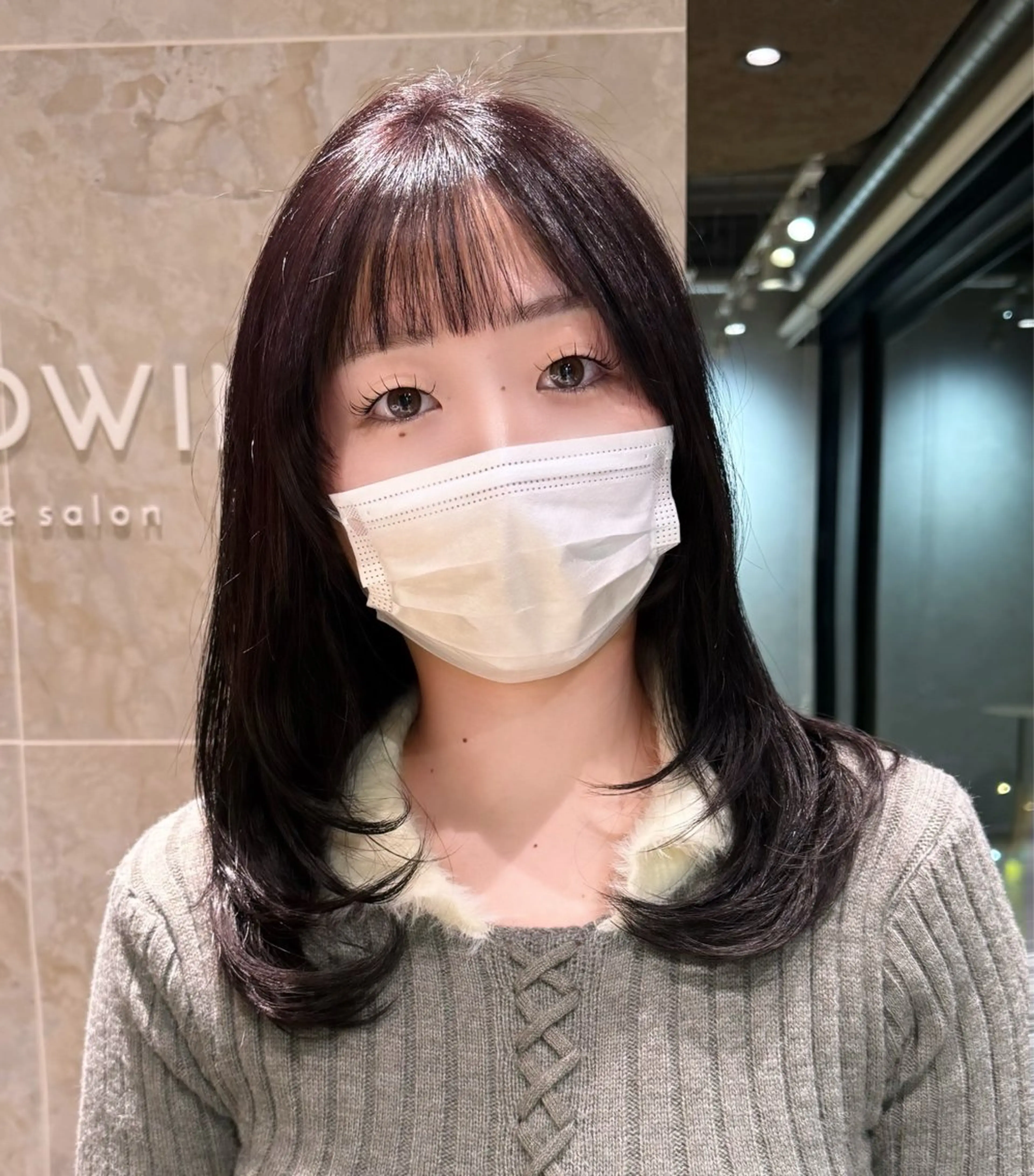 ミディアム カット ヘアカラー トリートメント YUKI🎀透明感 カラー/暗髪艶カラーのヘアスタイル