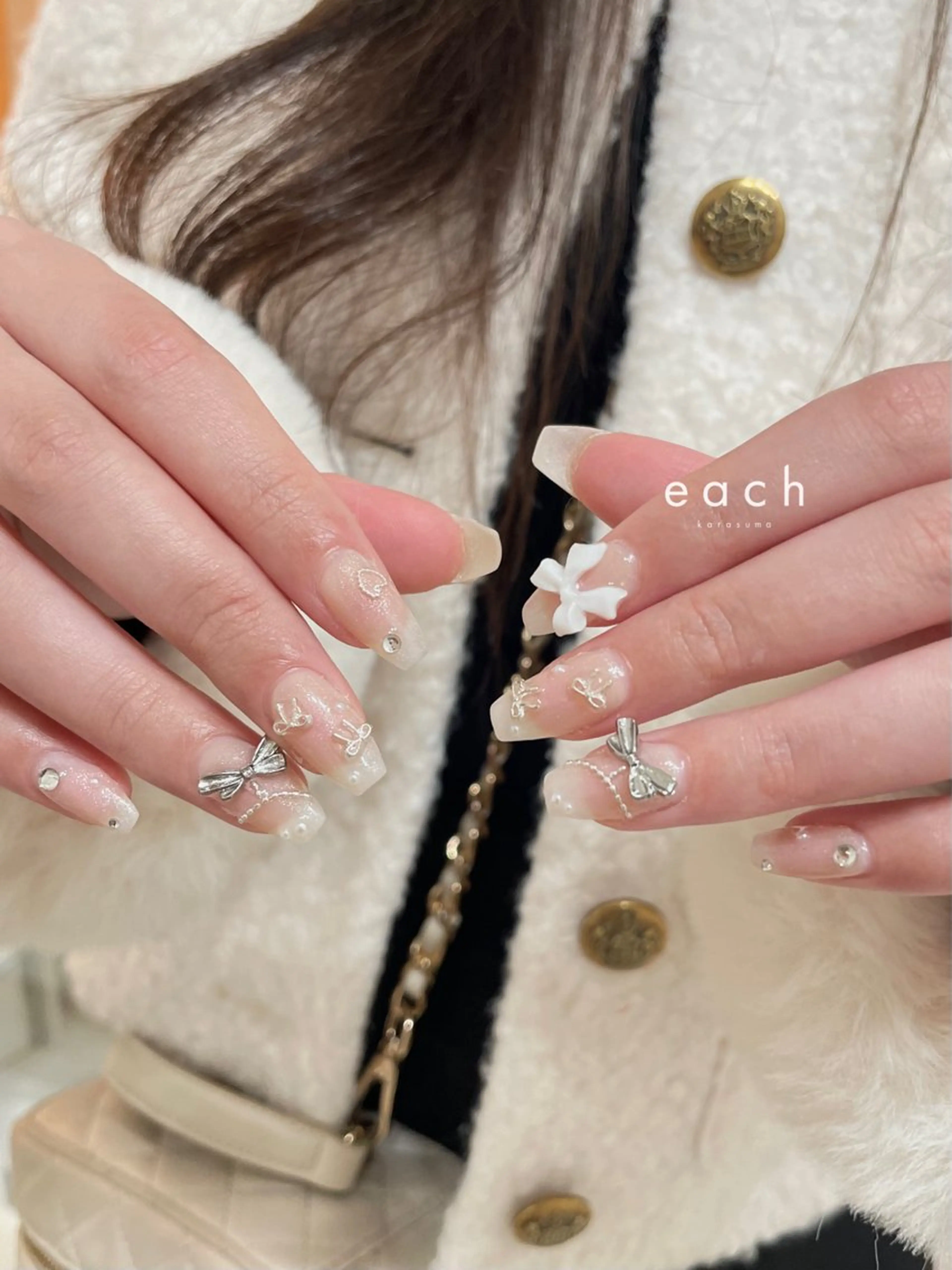 ネイル ハンドネイル each lucaのネイルデザイン