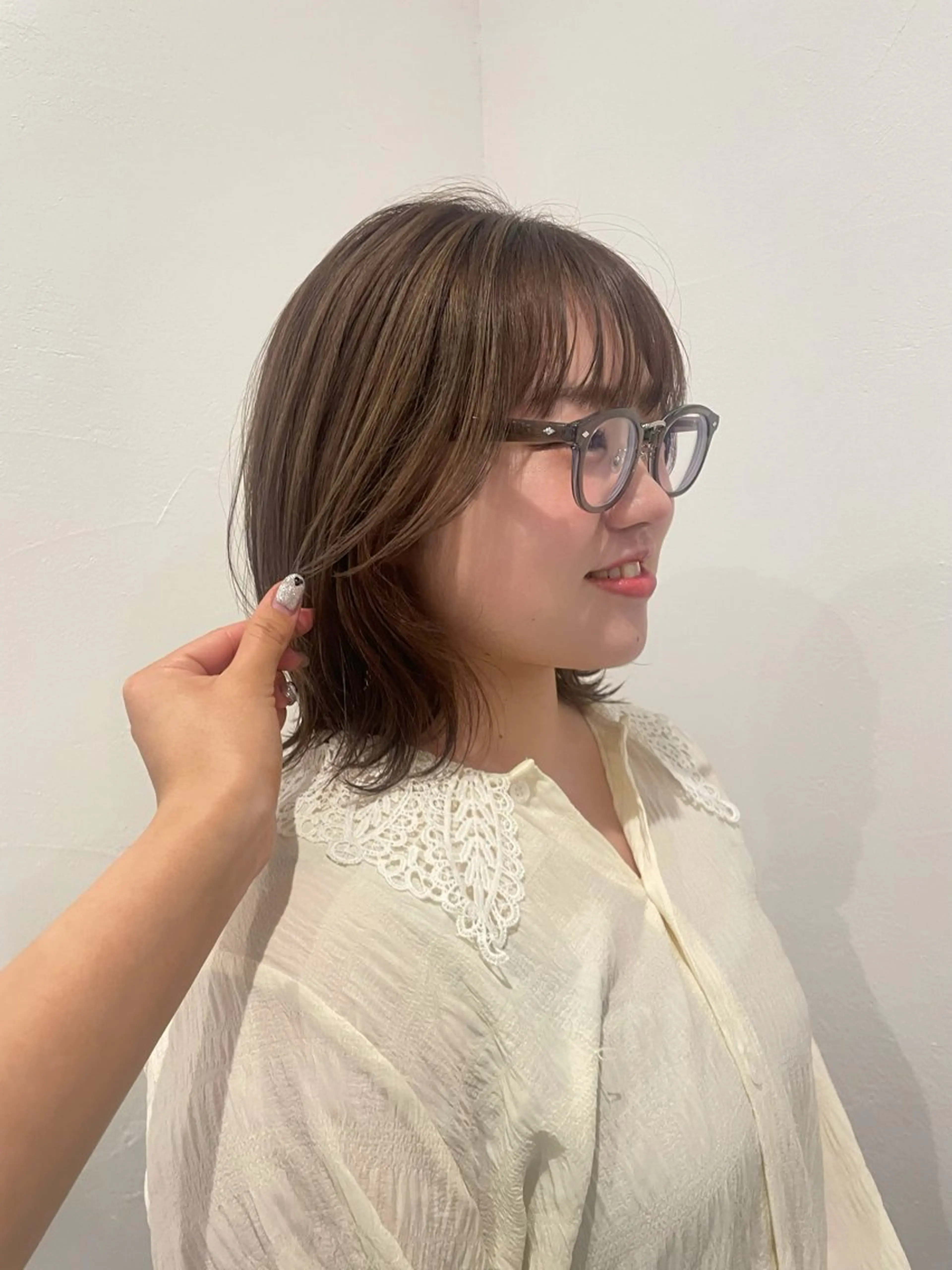 ミディアム カラー グレージュ ハイライトカラー ハイライト ヘアカラー ひなた 艶カラー/渋谷のヘアスタイル