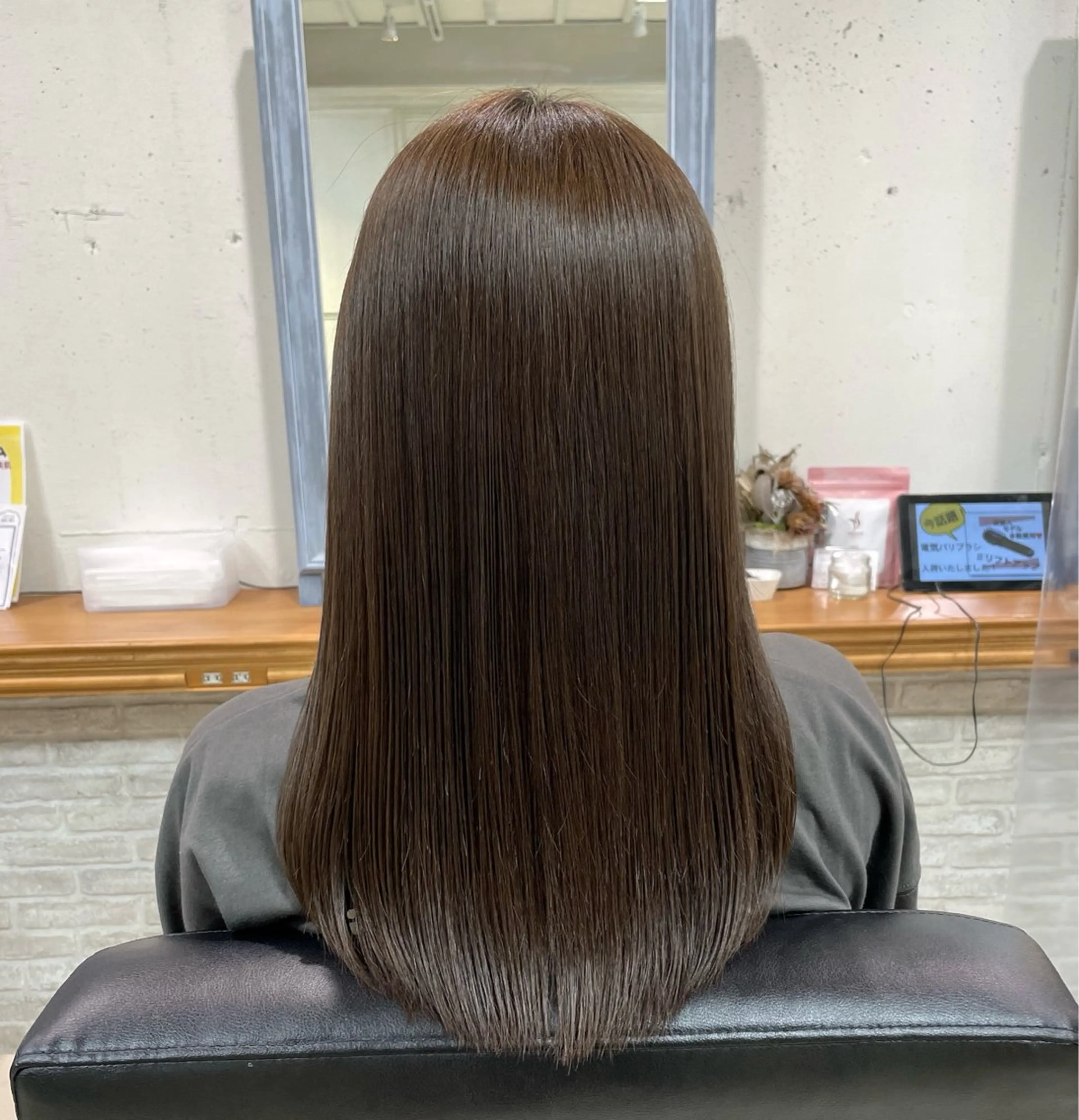 ミディアム カラー 透明感カラー🎀／ マツエクのヘアスタイル